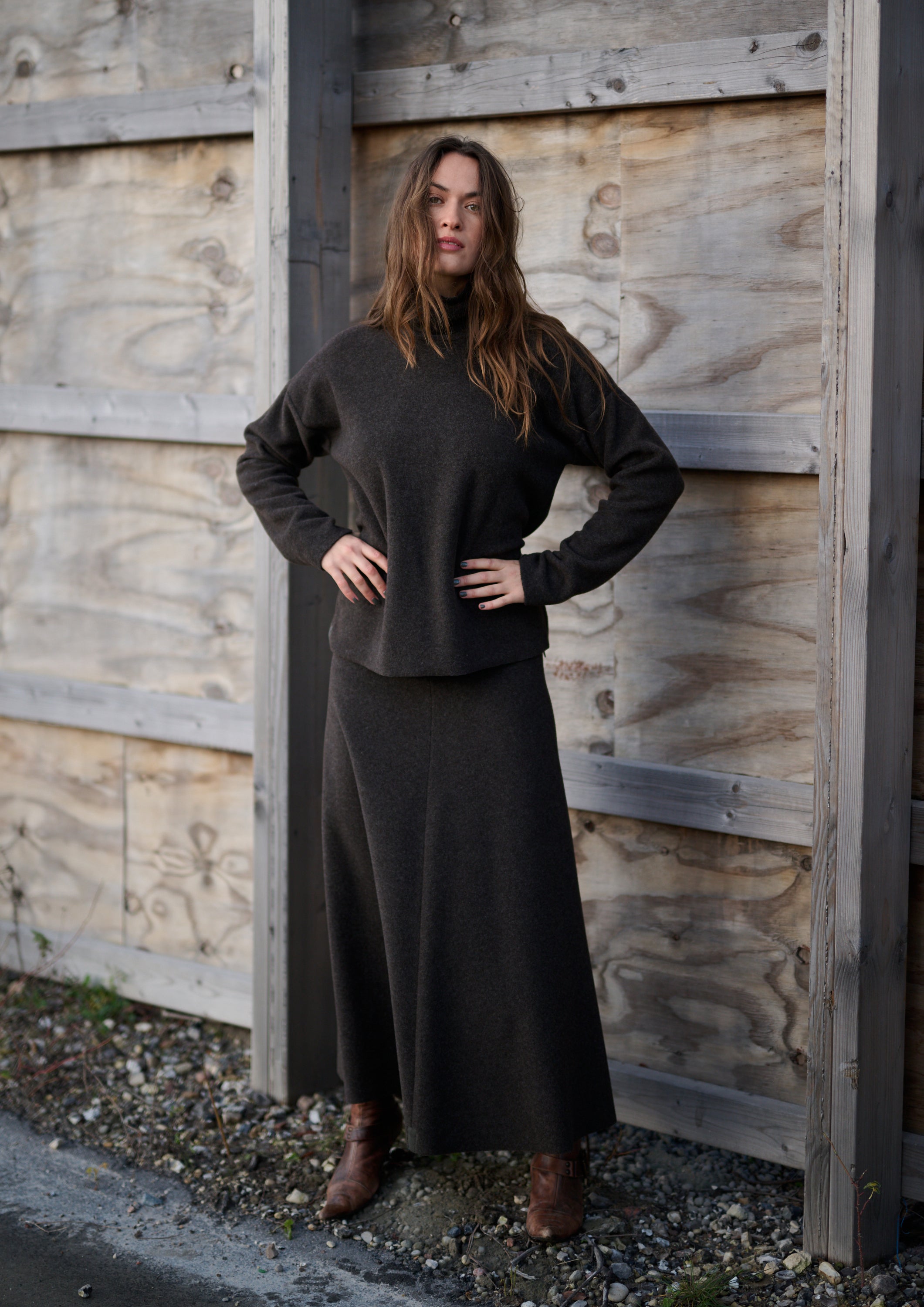 HENRIETTE STEFFENSEN COPENHAGEN BLUSE HØJ HALS - 1360 BLUSER CHOKOLATE 844
