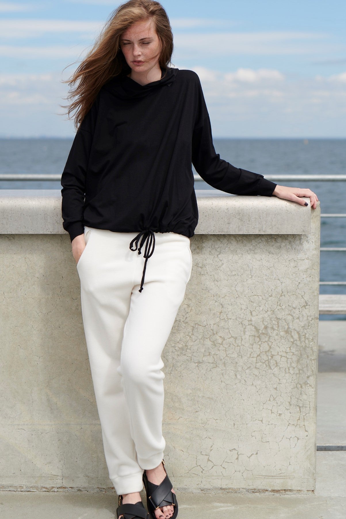 HENRIETTE STEFFENSEN COPENHAGEN BLUSE M/HÆTTE - 96059 BLUSER BLACK 900