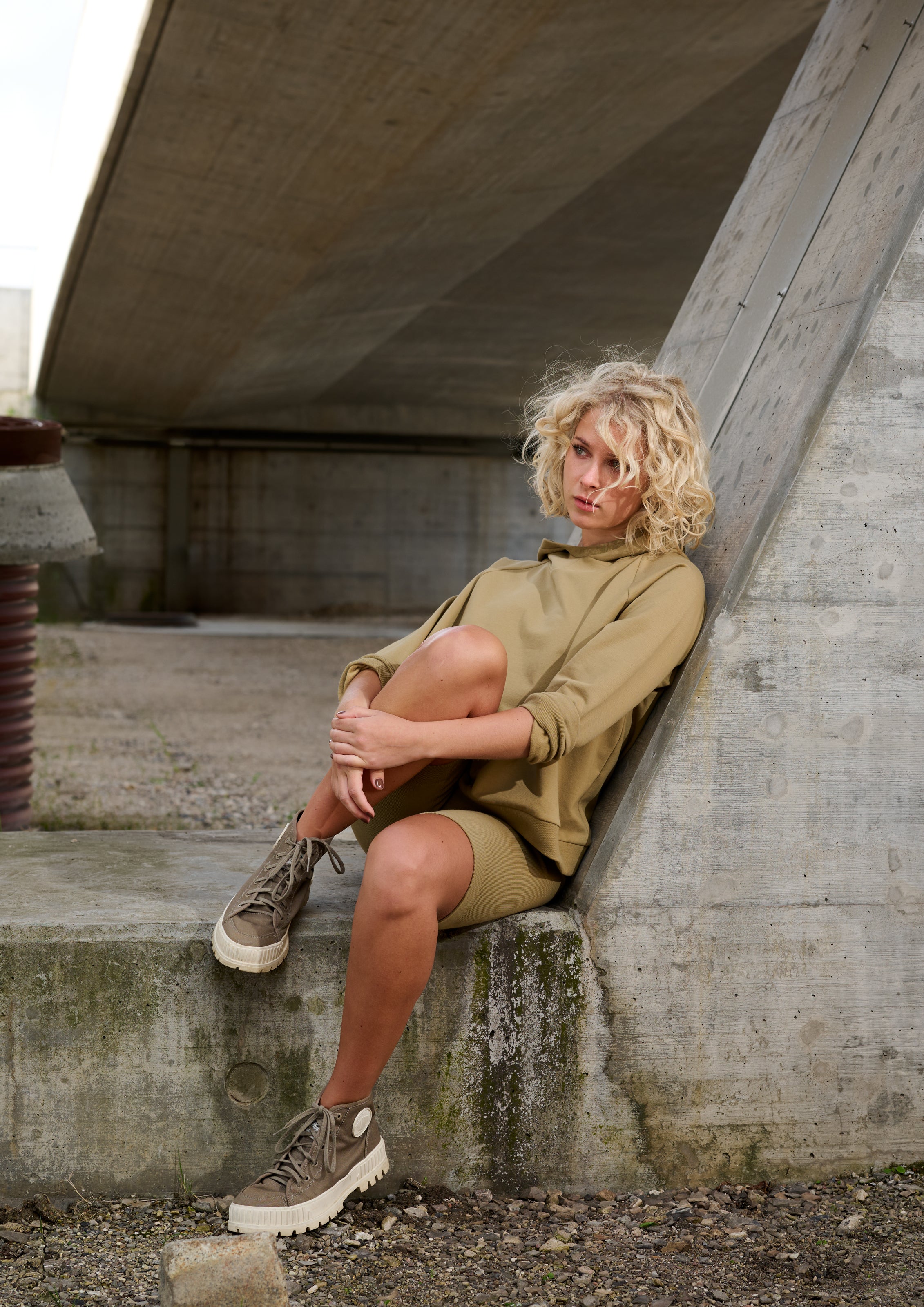 HENRIETTE STEFFENSEN COPENHAGEN CYKELSHORTS - 72306 BUKSER OLIVE 655