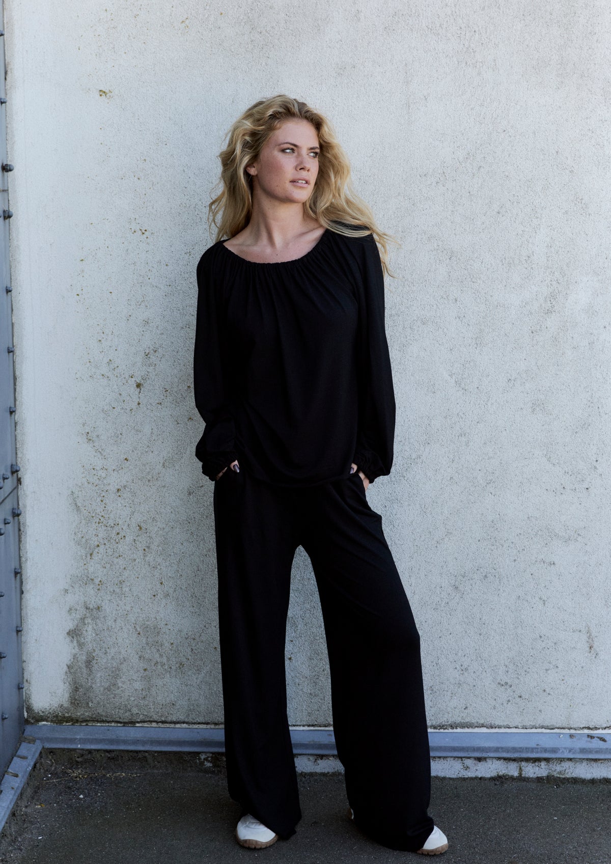 HENRIETTE STEFFENSEN COPENHAGEN FLARE BUKSER - 99013 BUKSER BLACK 900