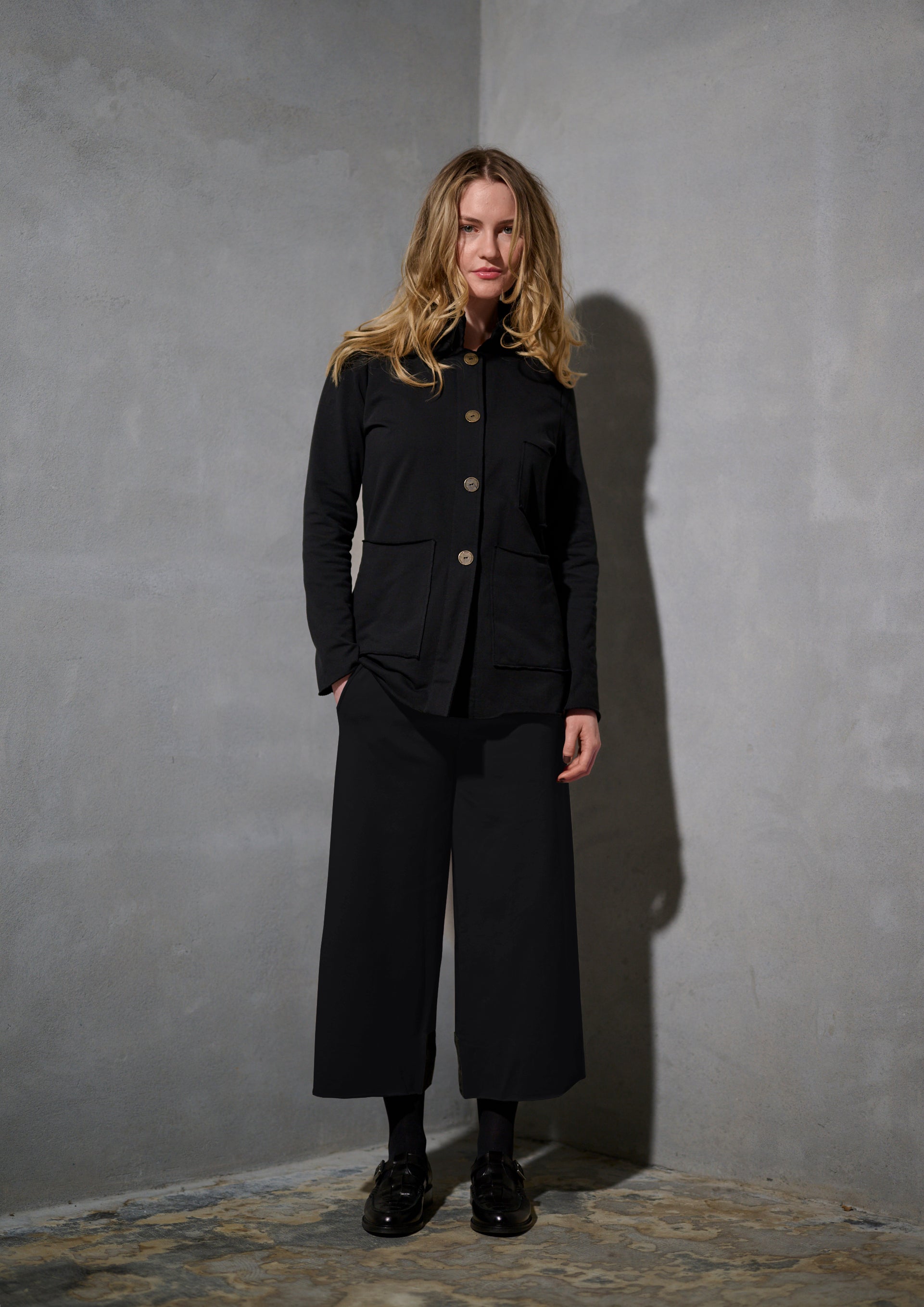 HENRIETTE STEFFENSEN COPENHAGEN FLARE SWEAT BUKSER 3/4 - 72016 BUKSER BLACK 900