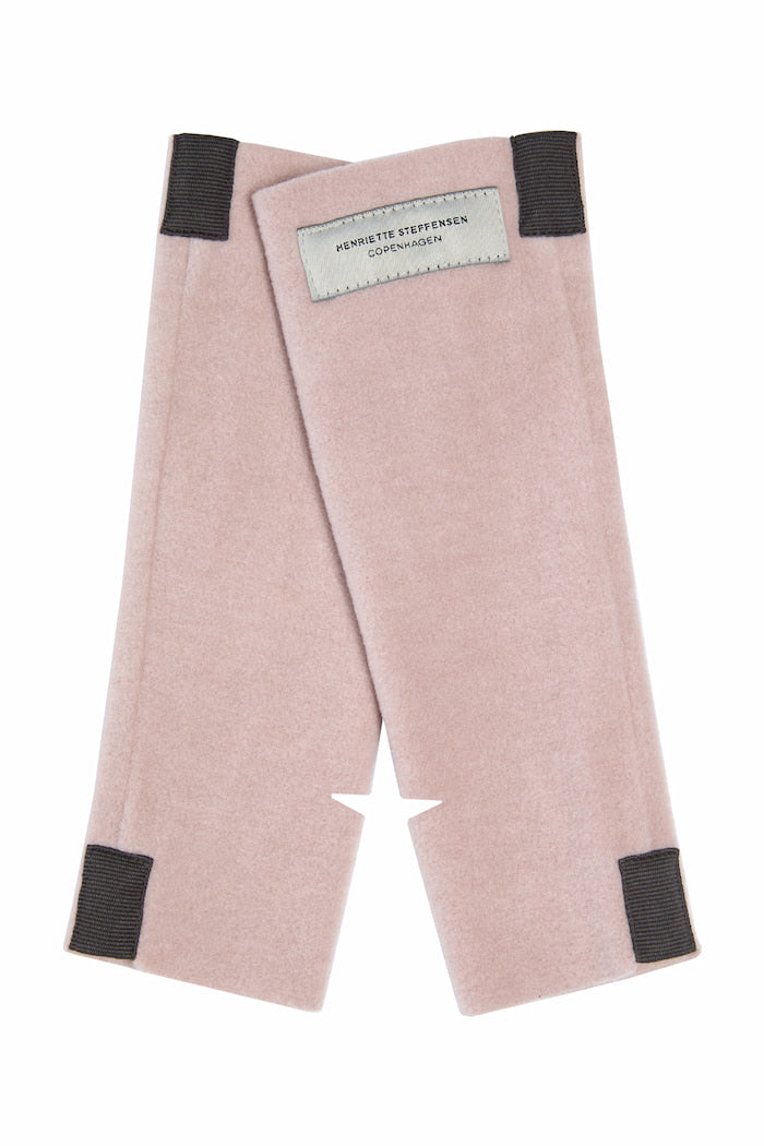 HENRIETTE STEFFENSEN COPENHAGEN HÅNDLEDSVARMERE - 6022 WRIST WARMERS NUDE 401