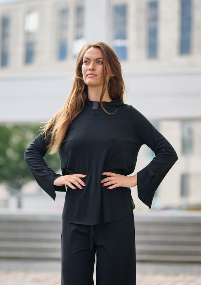 HENRIETTE STEFFENSEN COPENHAGEN HÆTTEBLUSE - 96096 HOODIES BLACK 900