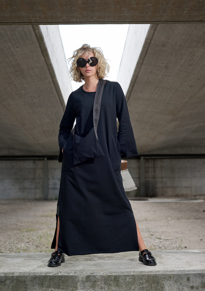 HENRIETTE STEFFENSEN COPENHAGEN LANGÆRMET KJOLE - 73009 KJOLER BLACK 900
