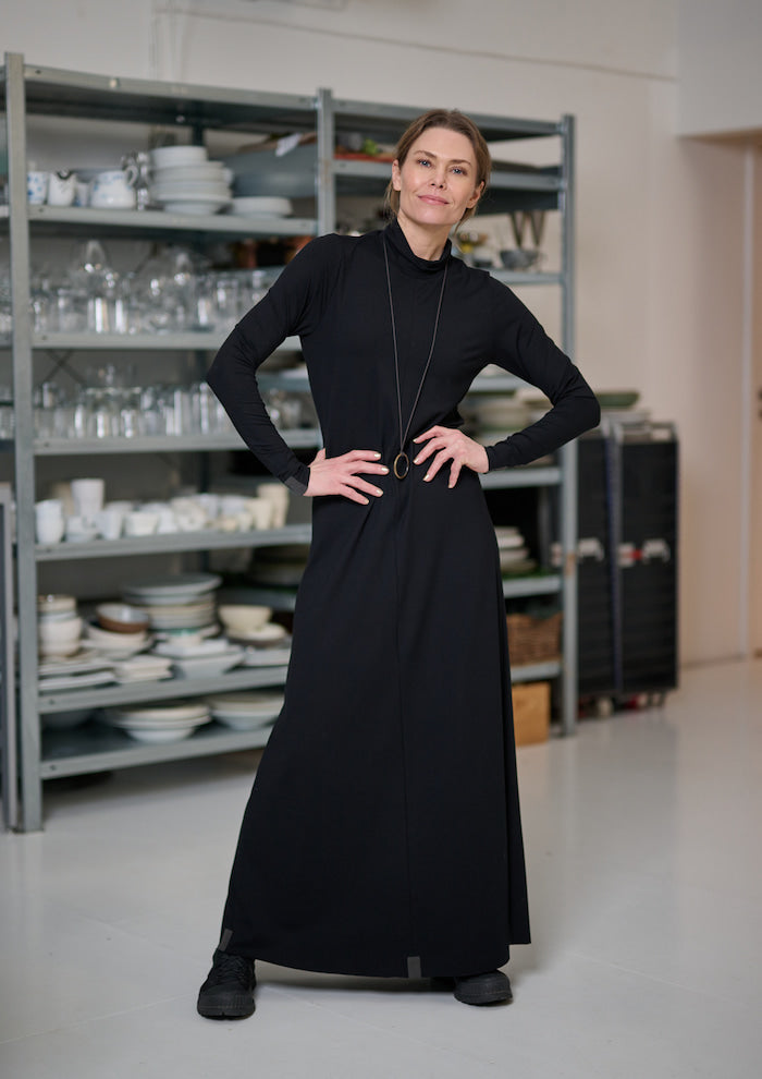 HENRIETTE STEFFENSEN COPENHAGEN LANG KJOLE M/SMYKKE - 98058 KJOLER BLACK 900