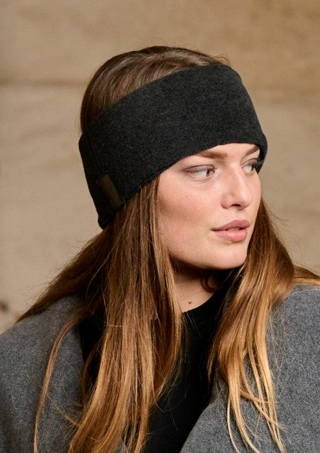 HENRIETTE STEFFENSEN COPENHAGEN PANDEBÅND - 5040 HATS SOFT BLACK 914