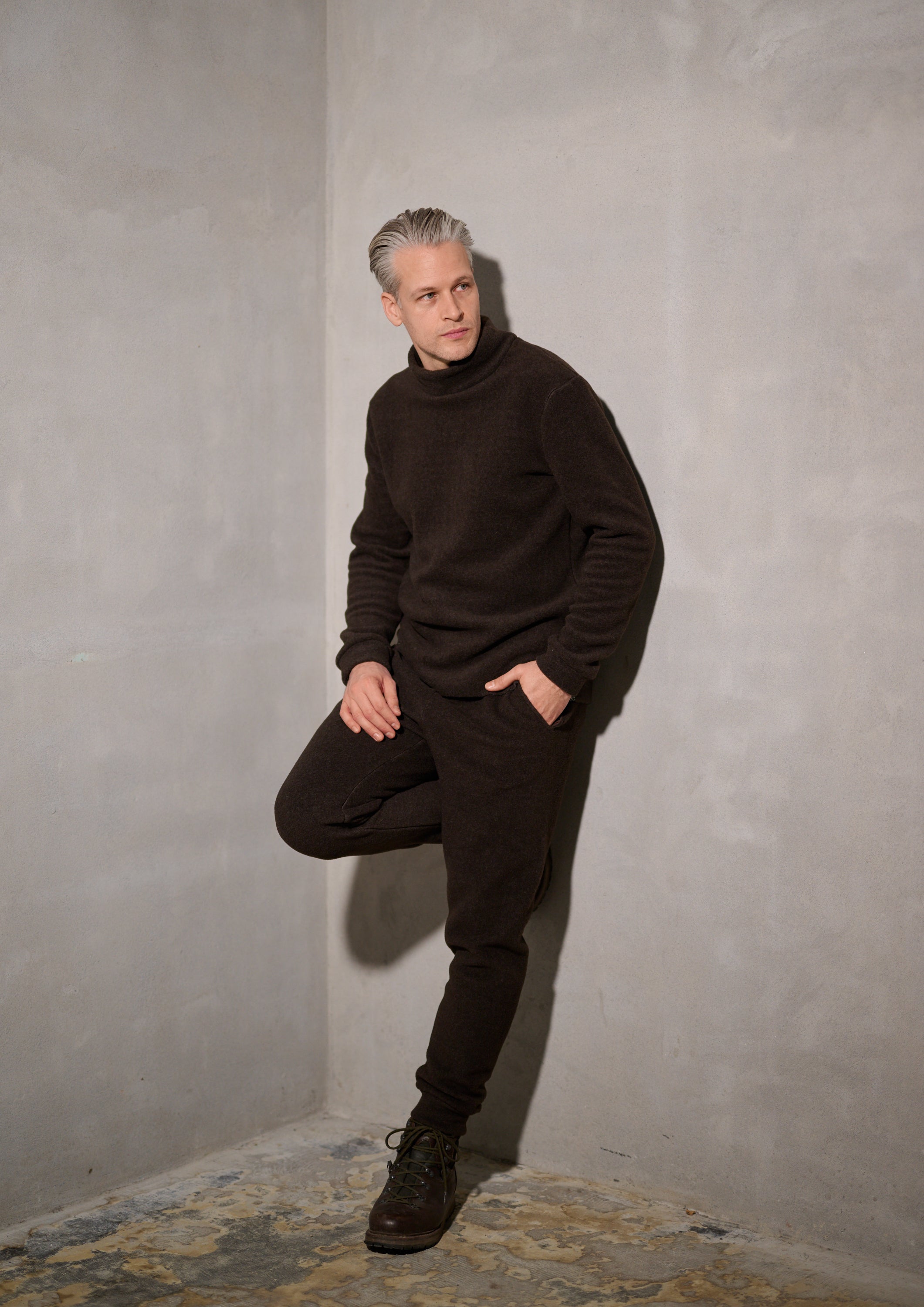 CARL BY STEFFENSEN COPENHAGEN SWEATER M/ HØJ HALS - 1031C BLOUSES & SWEATERS CHOKOLATE 844