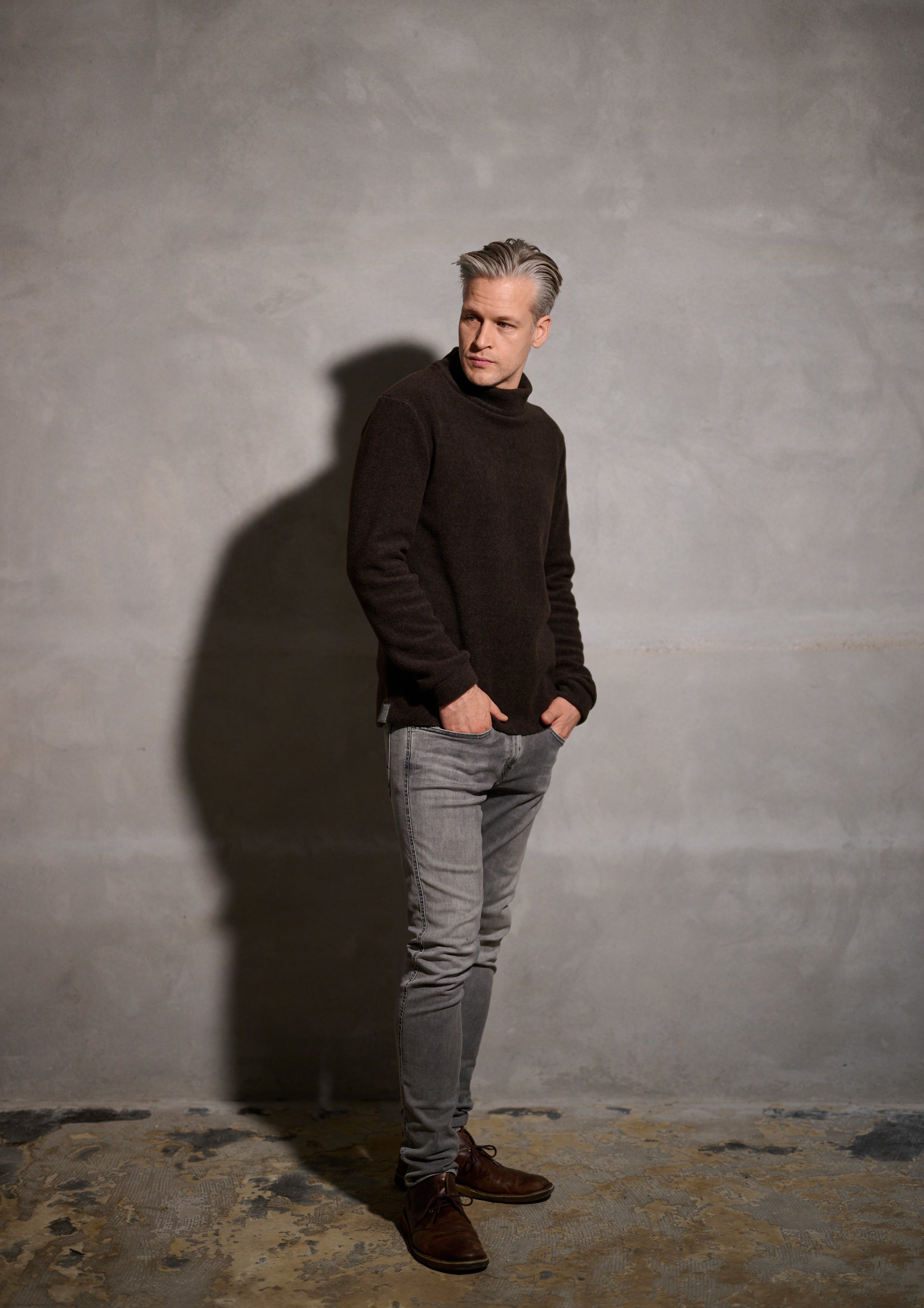 CARL BY STEFFENSEN COPENHAGEN SWEATER M/ HØJ HALS - 1031C BLOUSES & SWEATERS CHOKOLATE 844