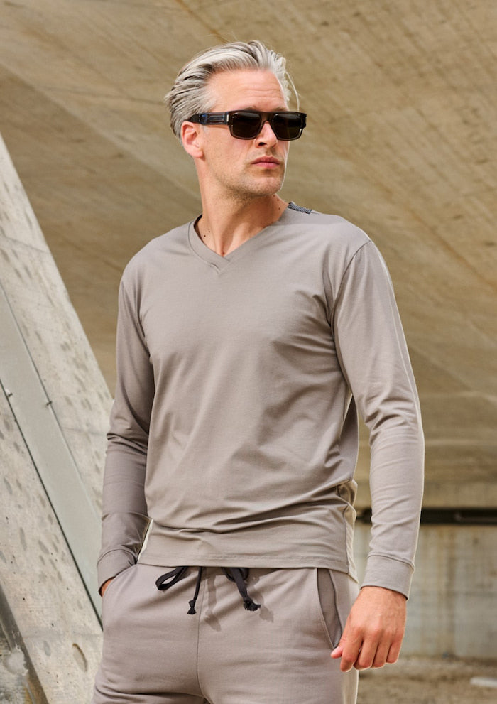 CARL BY STEFFENSEN COPENHAGEN T-SHIRT MED V-HALS LANGÆRMET - 1021C T-SHIRTS ELEPHANT 654