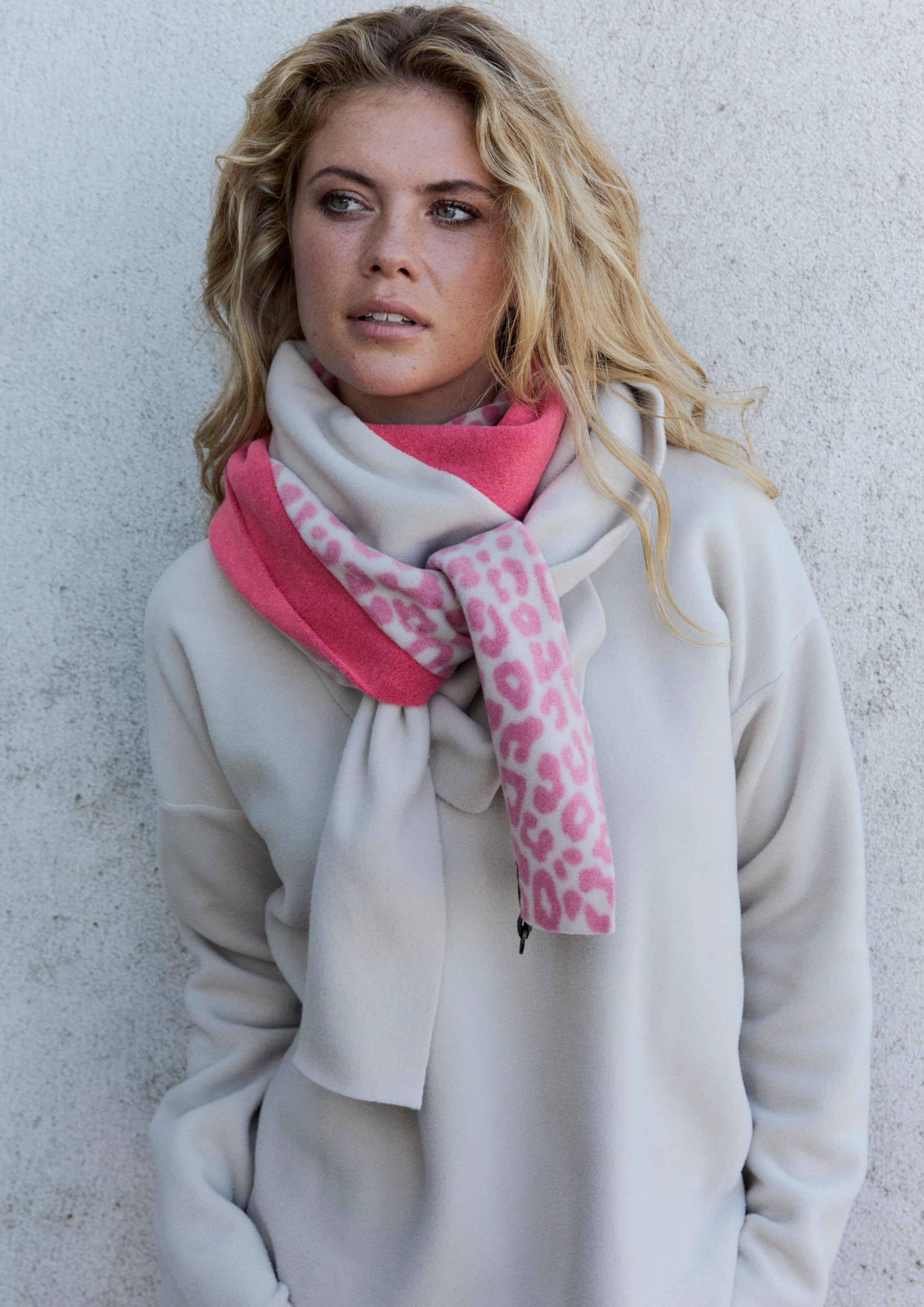 HENRIETTE STEFFENSEN COPENHAGEN TREKANTET HALSTØRKLÆDE NO WASTE - 4078NW SCARFS SUNSET/KIT/PINK LEO 898