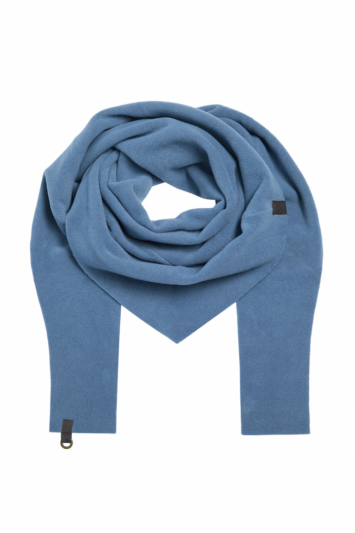 HENRIETTE STEFFENSEN COPENHAGEN TREKANTET TØRKLÆDE - 4051 SCARFS DUSTY BLUE 794