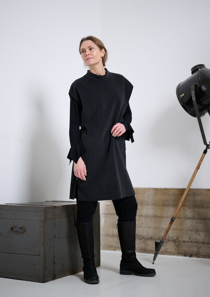 HENRIETTE STEFFENSEN COPENHAGEN TUNIKA ÆRMELØS - 3247 TUNICS SOFT BLACK 914