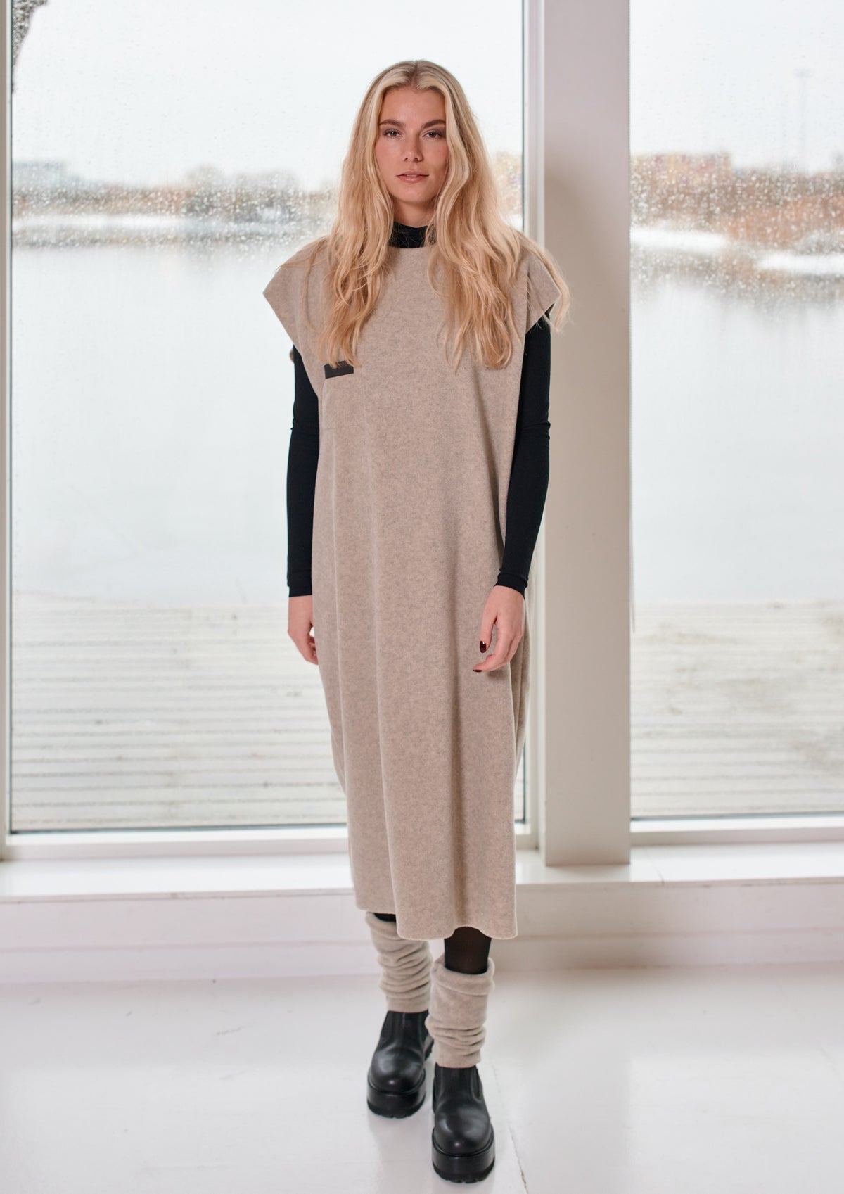 HENRIETTE STEFFENSEN COPENHAGEN BENVARMERE - 4087 ANKEL WARMERS SAND 805