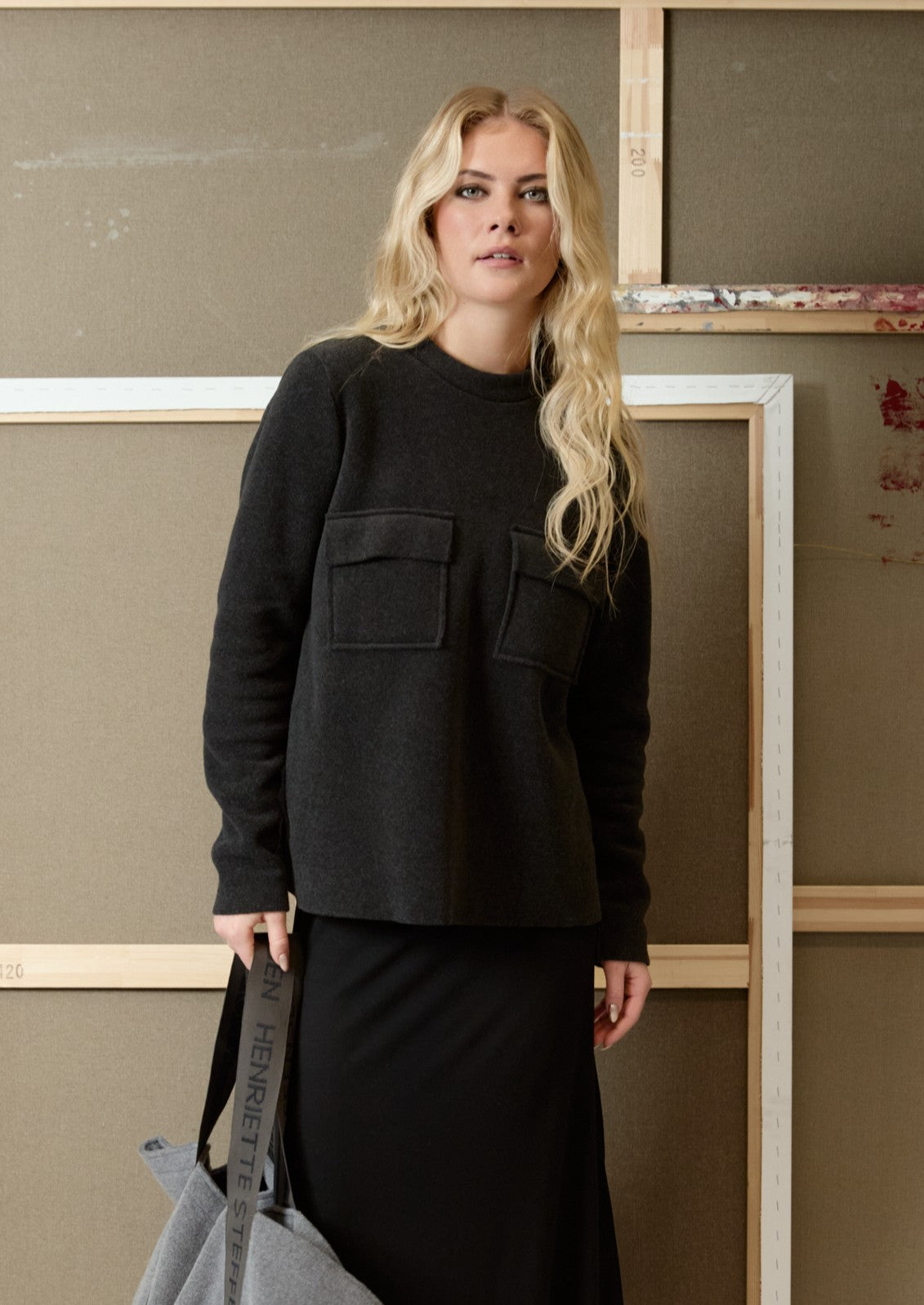 HENRIETTE STEFFENSEN COPENHAGEN BLOUSE MED LOMMER - 1415 BLUSER SOFT BLACK 914
