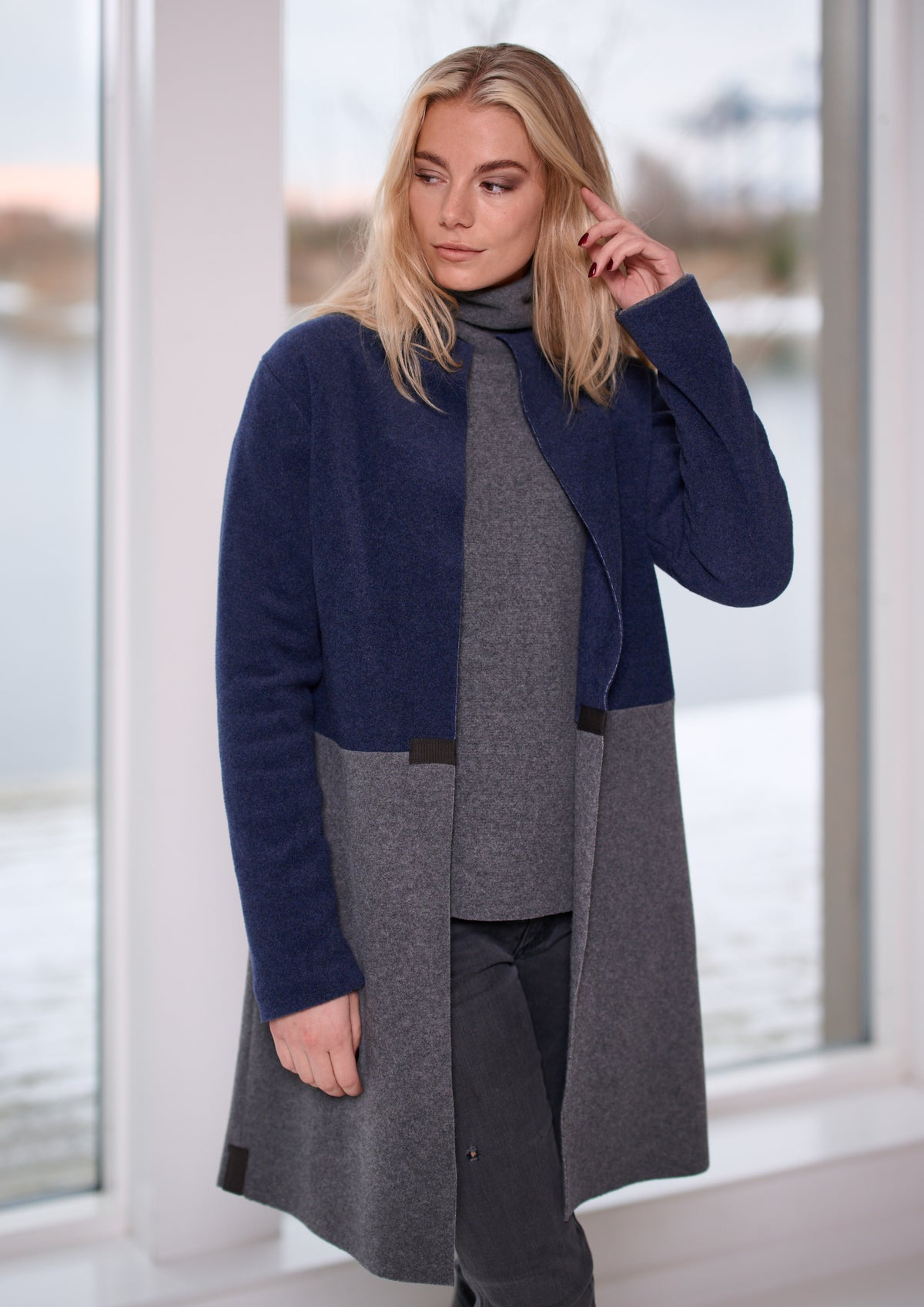 HENRIETTE STEFFENSEN COPENHAGEN BLUSE HØJ HALS - 1360 BLUSER GREY 905