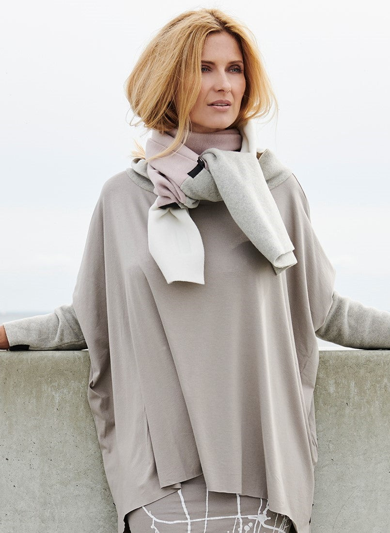 HENRIETTE STEFFENSEN COPENHAGEN BLUSE MED ÅBEN HALS - 1319MIX  SAND/SAND 812