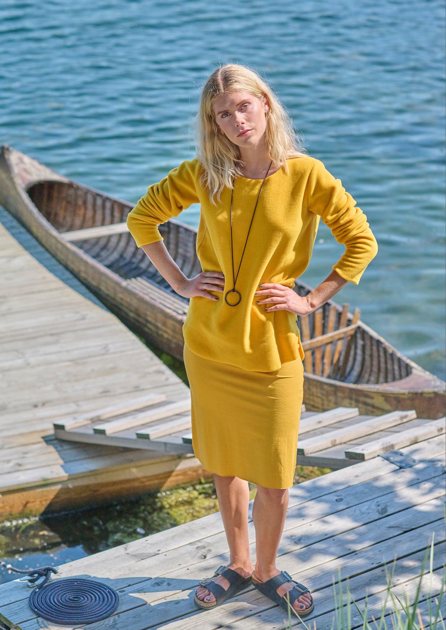 HENRIETTE STEFFENSEN COPENHAGEN BLUSE MED SIGNATUR SMYKKE - 1332 BLUSER SAFRAN 701