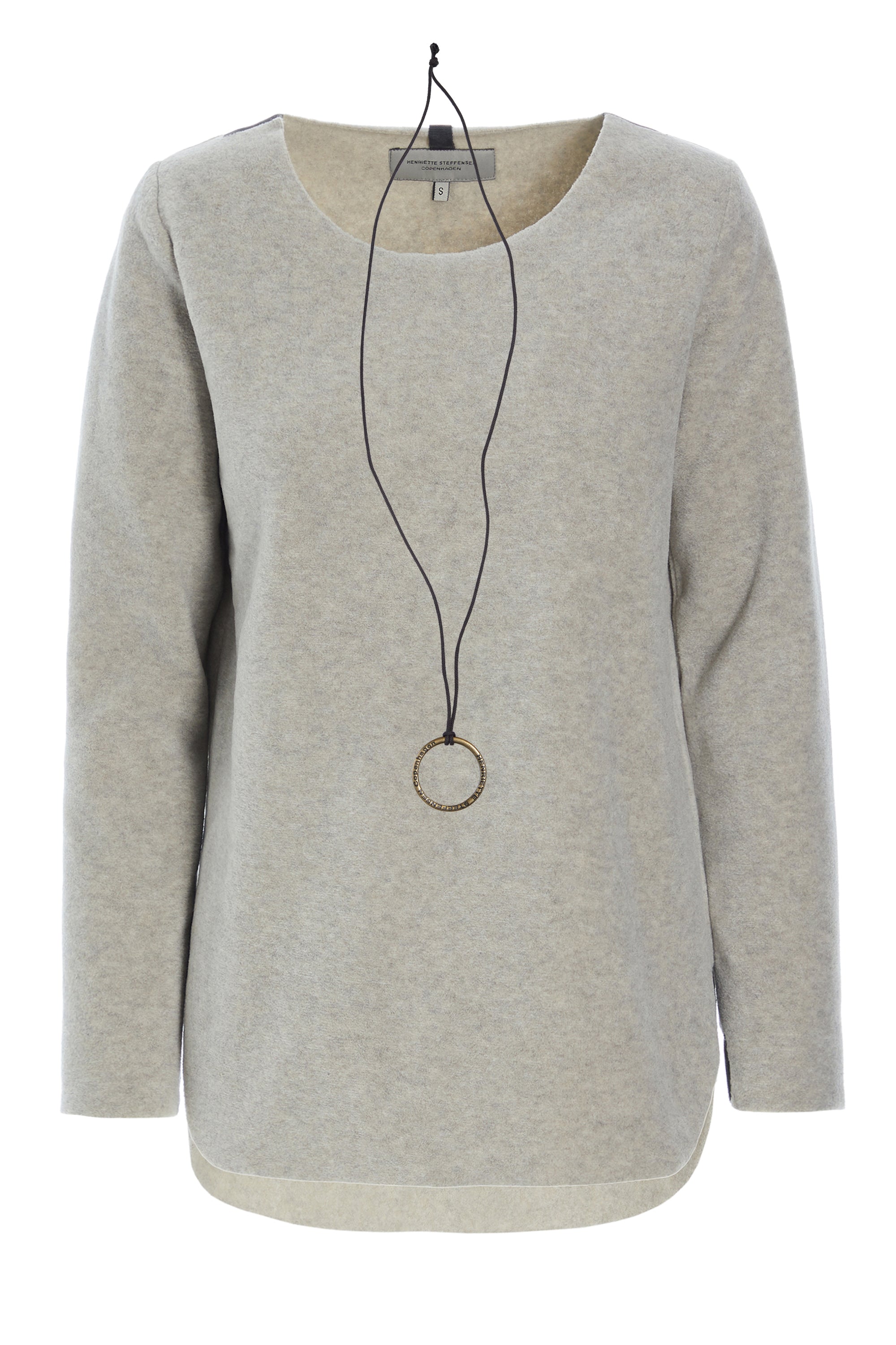 HENRIETTE STEFFENSEN COPENHAGEN BLUSE MED SIGNATUR SMYKKE - 1332 BLUSER SAND 805