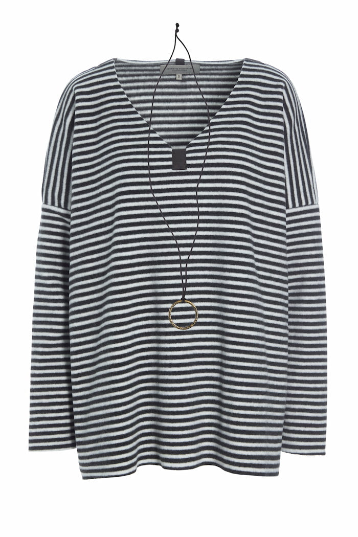 HENRIETTE STEFFENSEN COPENHAGEN BLUSE V-HALS - 1336 BLUSER STRIPES B&W 673