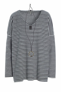 BLUSE V-HALS - 1336 - STRIPES B&W
