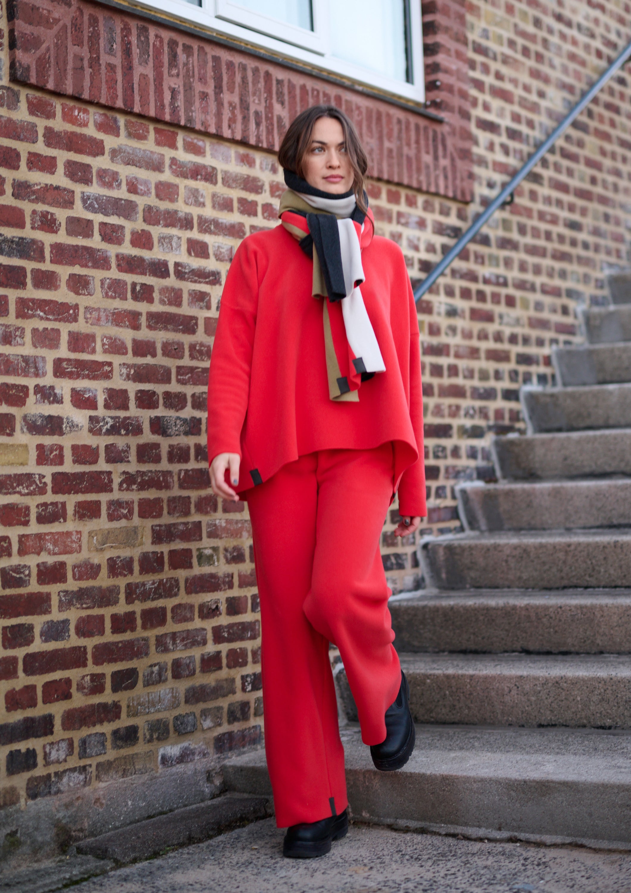 HENRIETTE STEFFENSEN COPENHAGEN BLUSE V-HALS - 1336 BLUSER TOMATO 845
