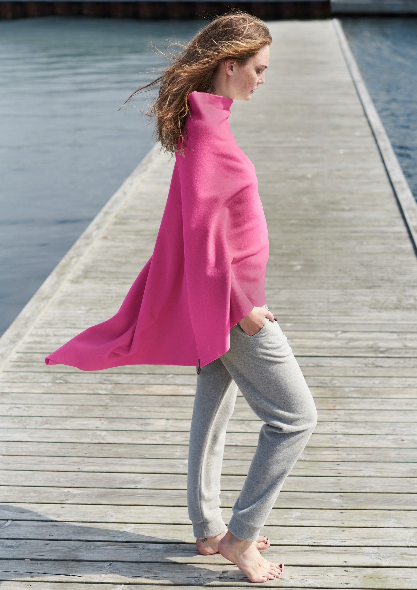 HENRIETTE STEFFENSEN COPENHAGEN EKSTRA STOR PONCHO - 4040 PONCHOS PINK 369