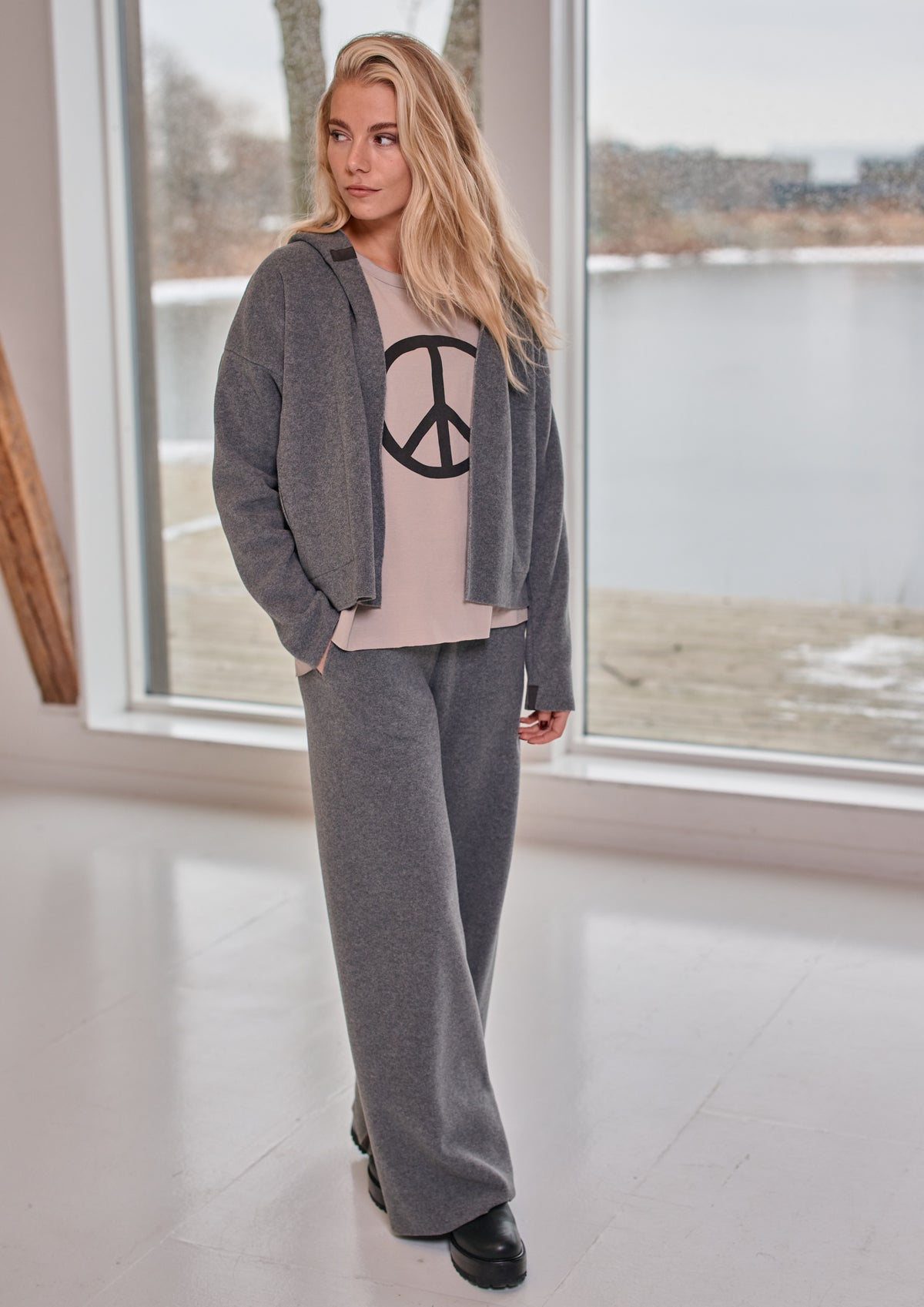 HENRIETTE STEFFENSEN COPENHAGEN FLARE BUKSER - 2116 BUKSER GREY 905