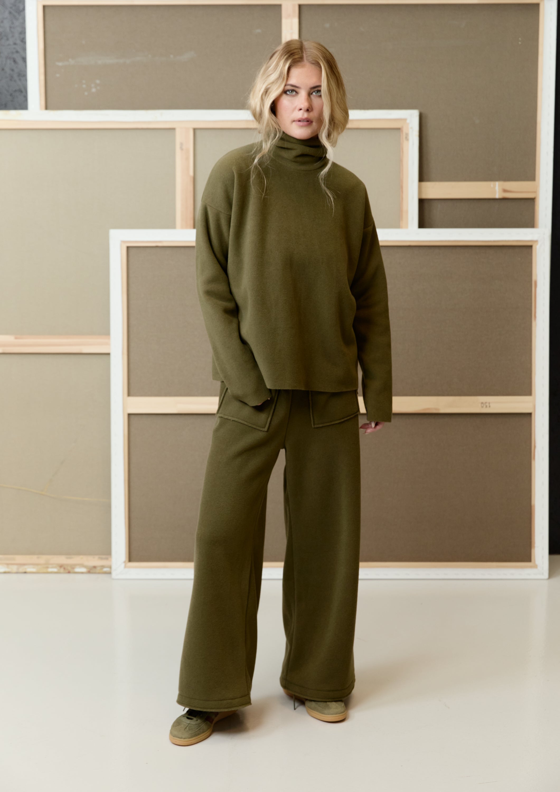 HENRIETTE STEFFENSEN COPENHAGEN FLARE BUKSER 3/4 LÆNGDE - 2124 BUKSER MOSS 611