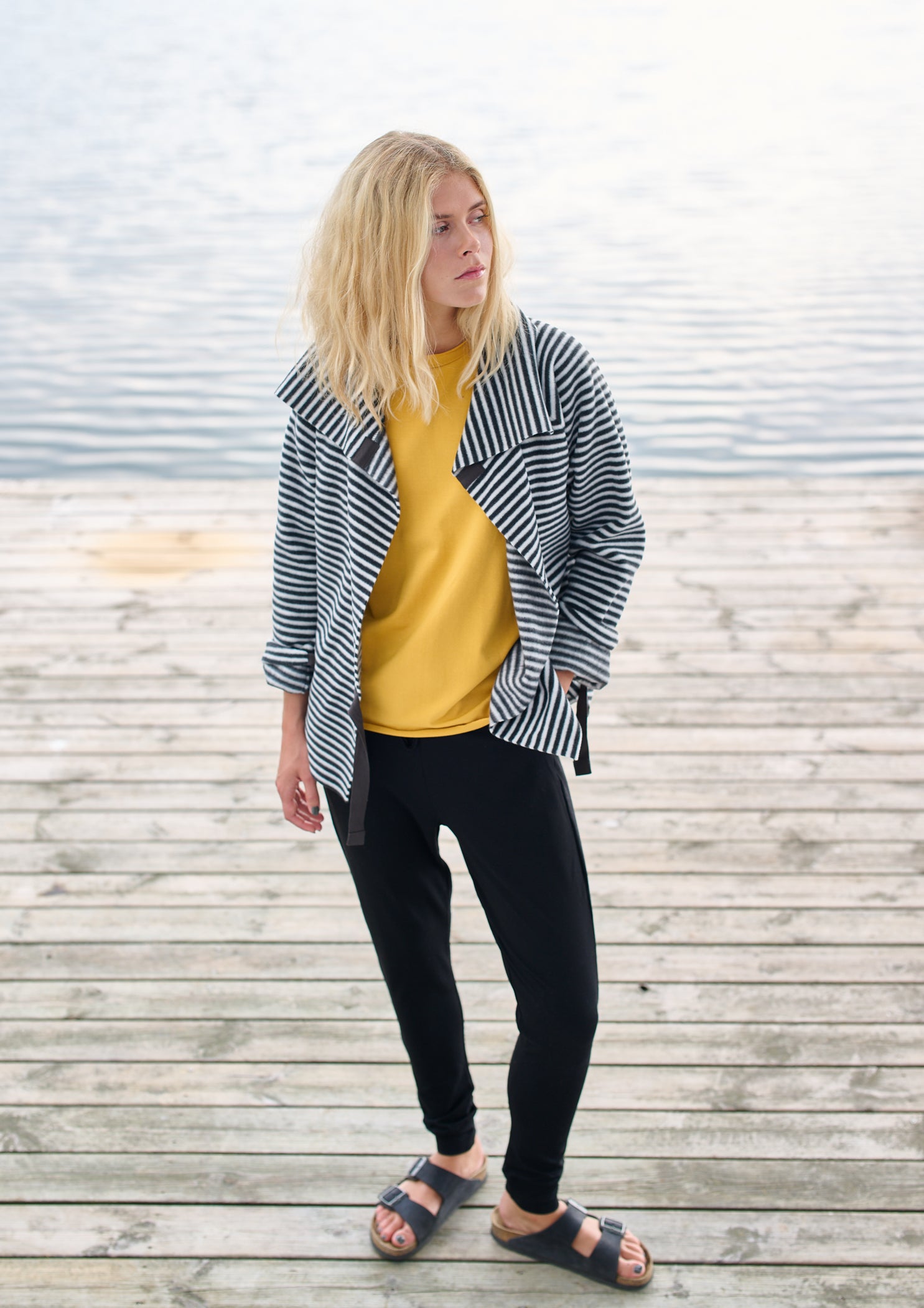 HENRIETTE STEFFENSEN COPENHAGEN FLEECE SLÅ OM CARDIGAN - 7146 CARDIGANS STRIPES B&W 673