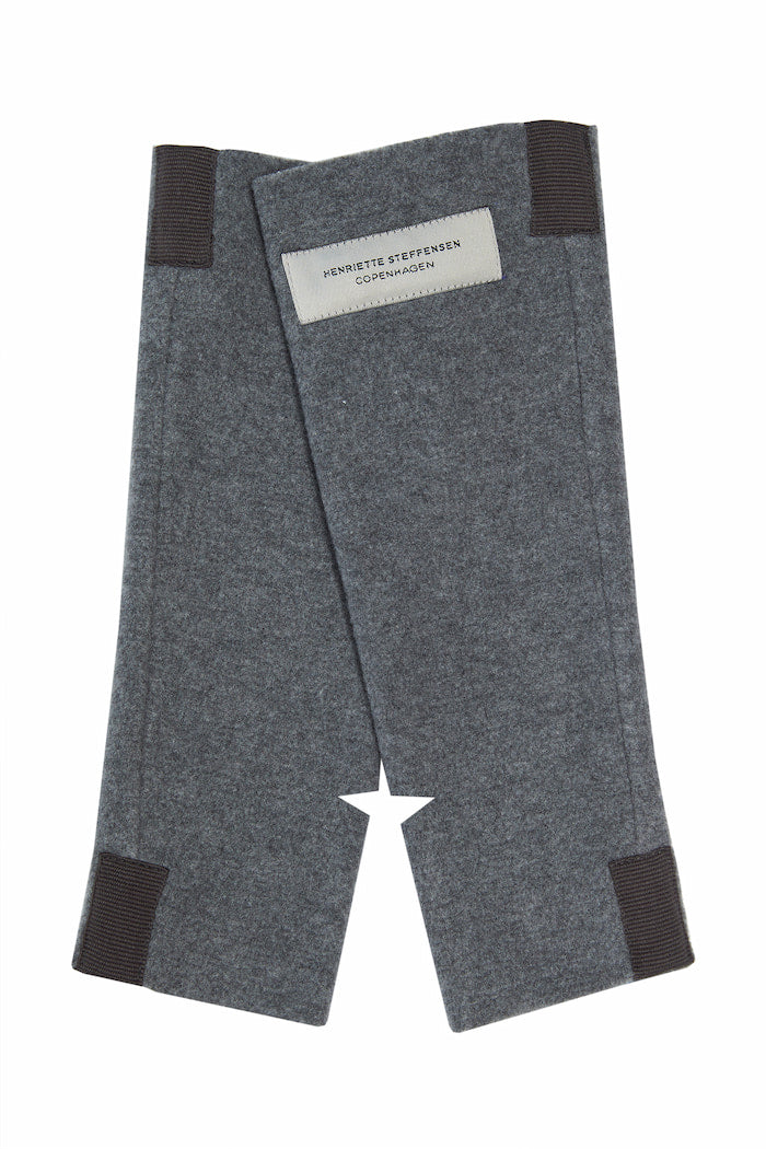 HENRIETTE STEFFENSEN COPENHAGEN HÅNDLEDSVARMERE - 6022 WRIST WARMERS GREY 905