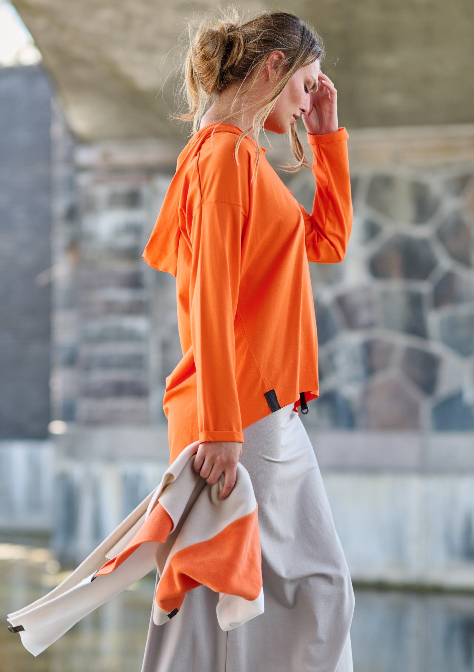 HENRIETTE STEFFENSEN COPENHAGEN HÆTTEBLUSE - 96067 HOODIES ORANGE 773