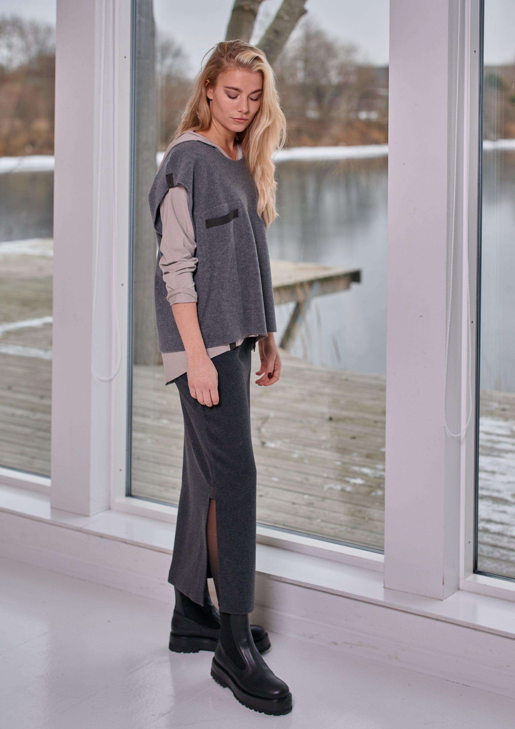 HENRIETTE STEFFENSEN COPENHAGEN HÆTTEBLUSE - 96067 HOODIES SAND 805