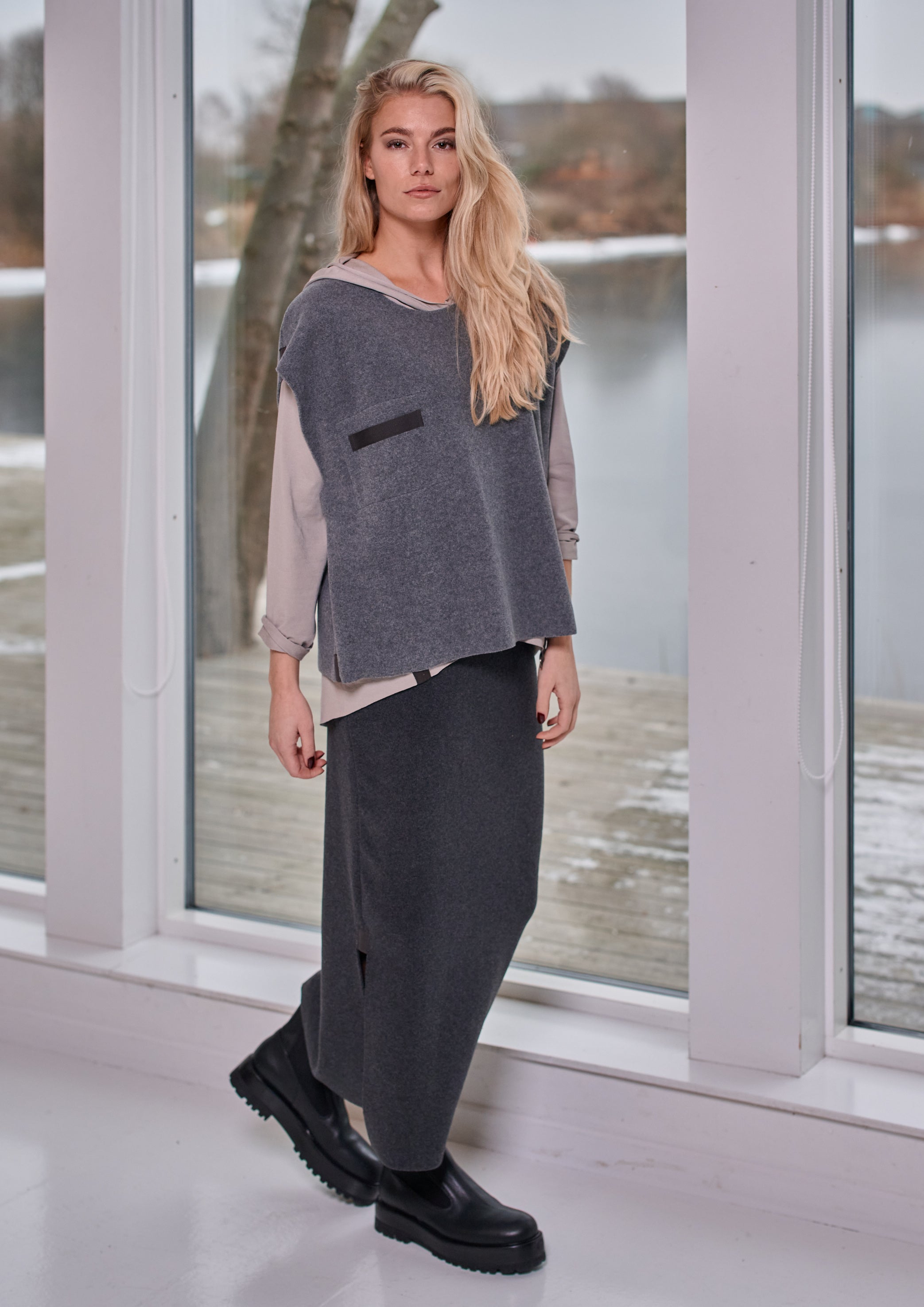 HENRIETTE STEFFENSEN COPENHAGEN HÆTTEBLUSE - 96067 HOODIES SAND 805