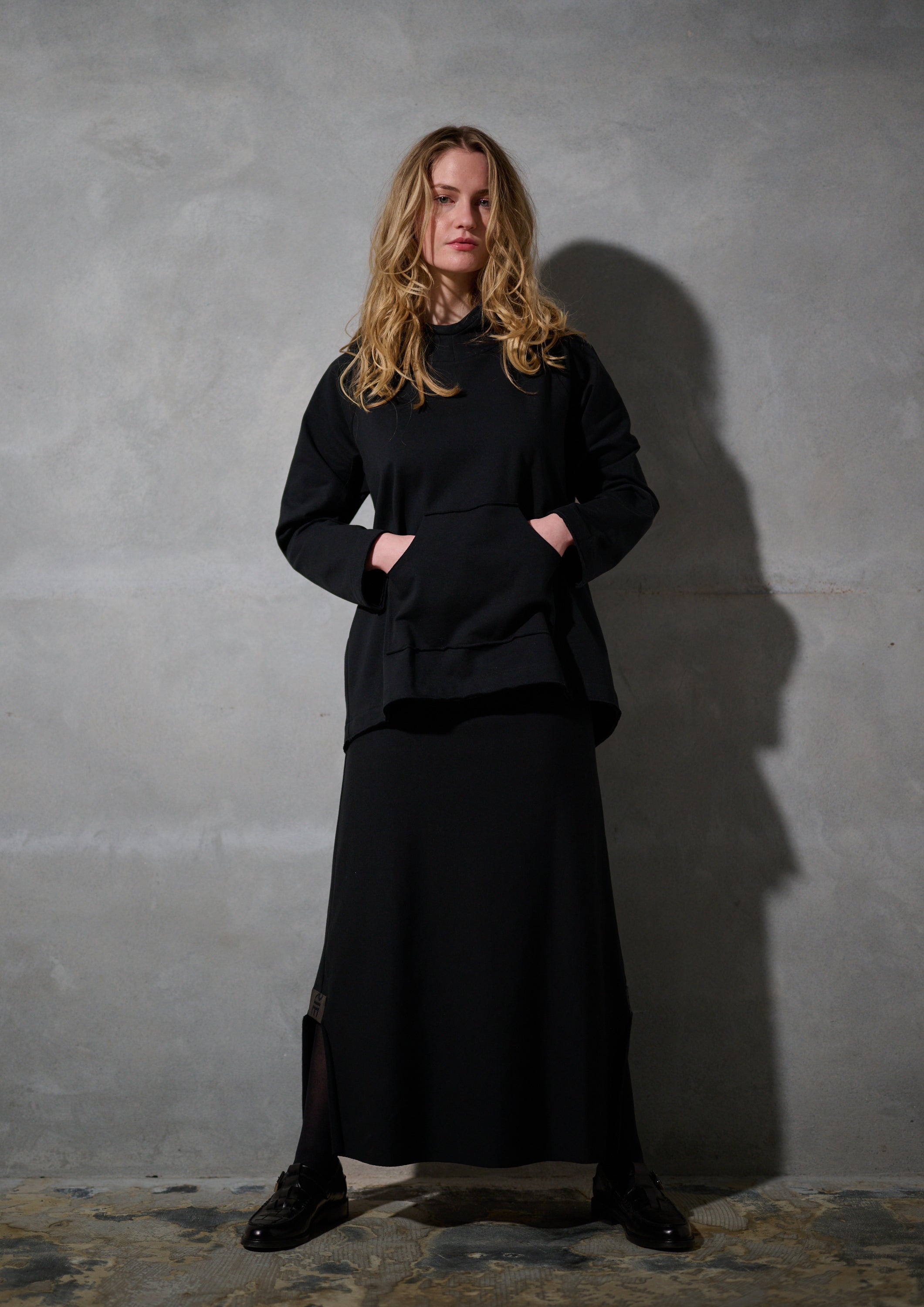 HENRIETTE STEFFENSEN COPENHAGEN HÆTTETRØJE - 71015 HOODIES BLACK 900