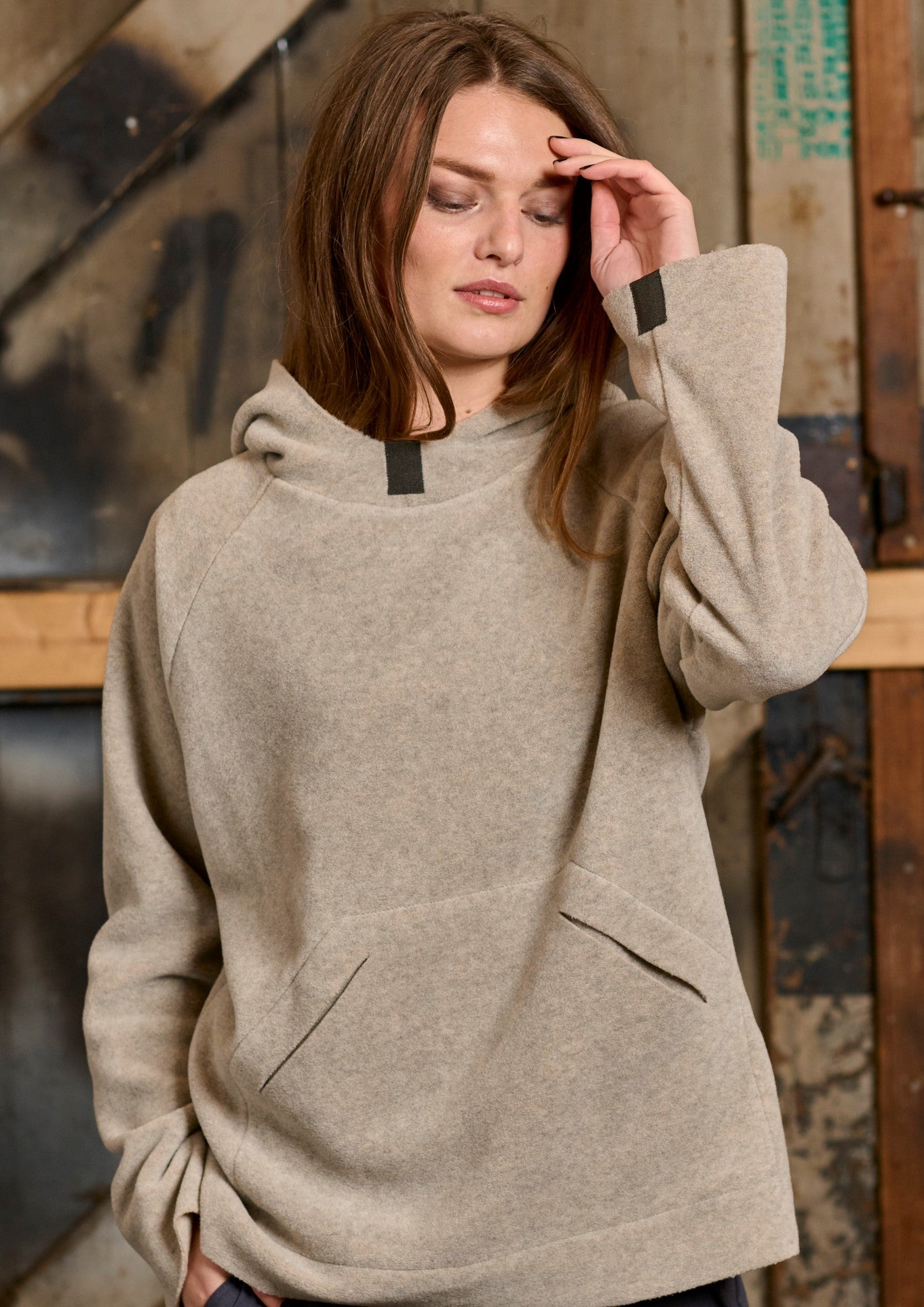 HENRIETTE STEFFENSEN COPENHAGEN HÆTTETRØJE MED LOMMER - 1298 SWEATERS fleece SAND 805