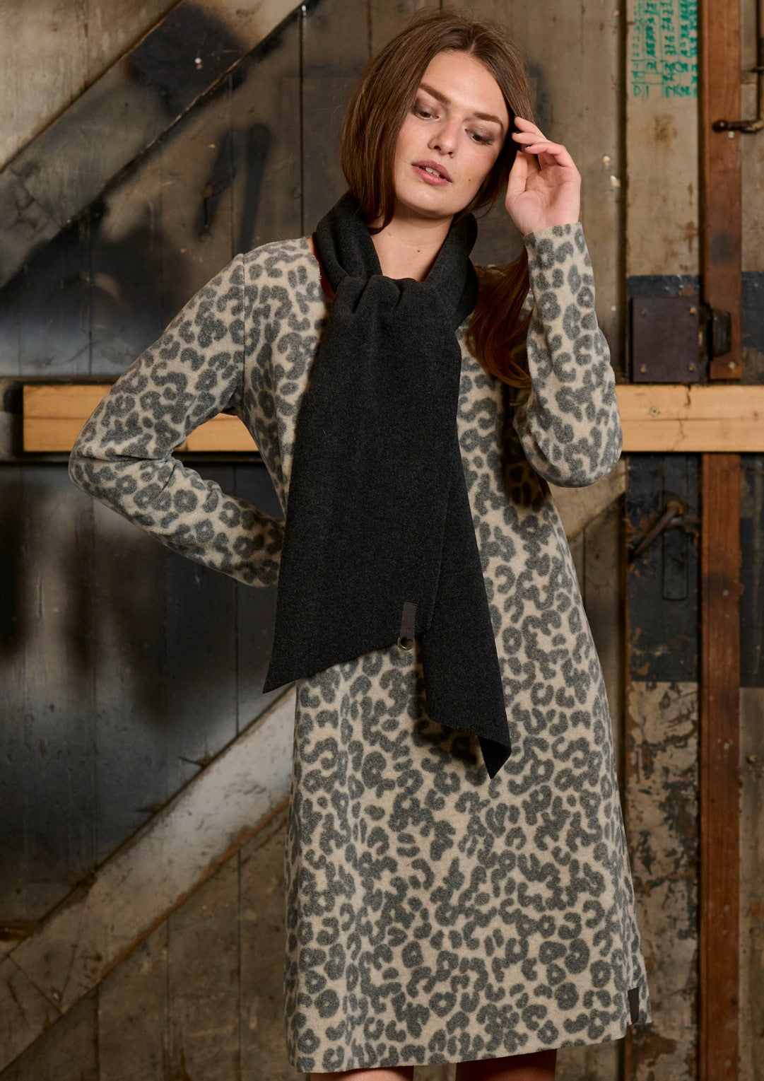 HENRIETTE STEFFENSEN COPENHAGEN KJOLE MED TØRKLÆDE - 3226P KJOLER LEOPARD / SOFT BLACK 472