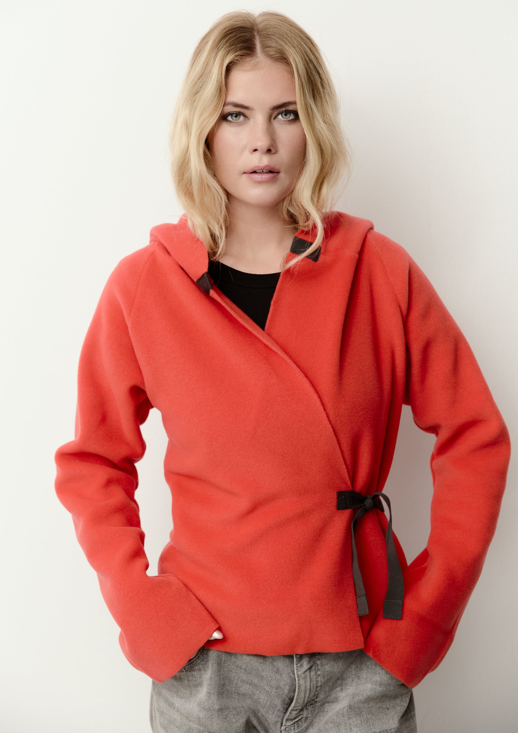 HENRIETTE STEFFENSEN COPENHAGEN KLASSISK FLEECE SLÅ OM CARDIGAN - 1009 CARDIGANS TOMATO 845