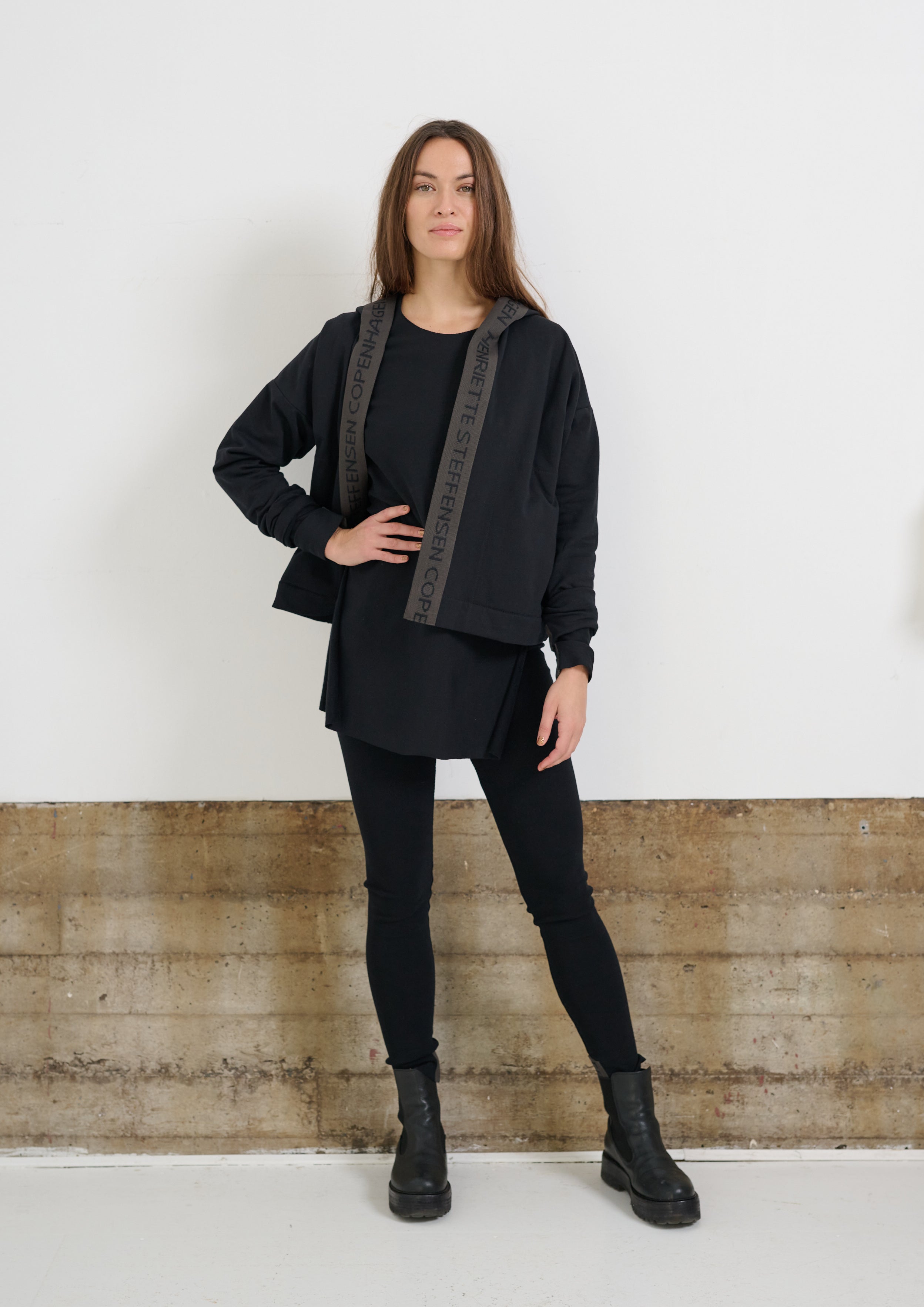 HENRIETTE STEFFENSEN COPENHAGEN KORT CARDIGAN - 77001 CARDIGANS BLACK 900