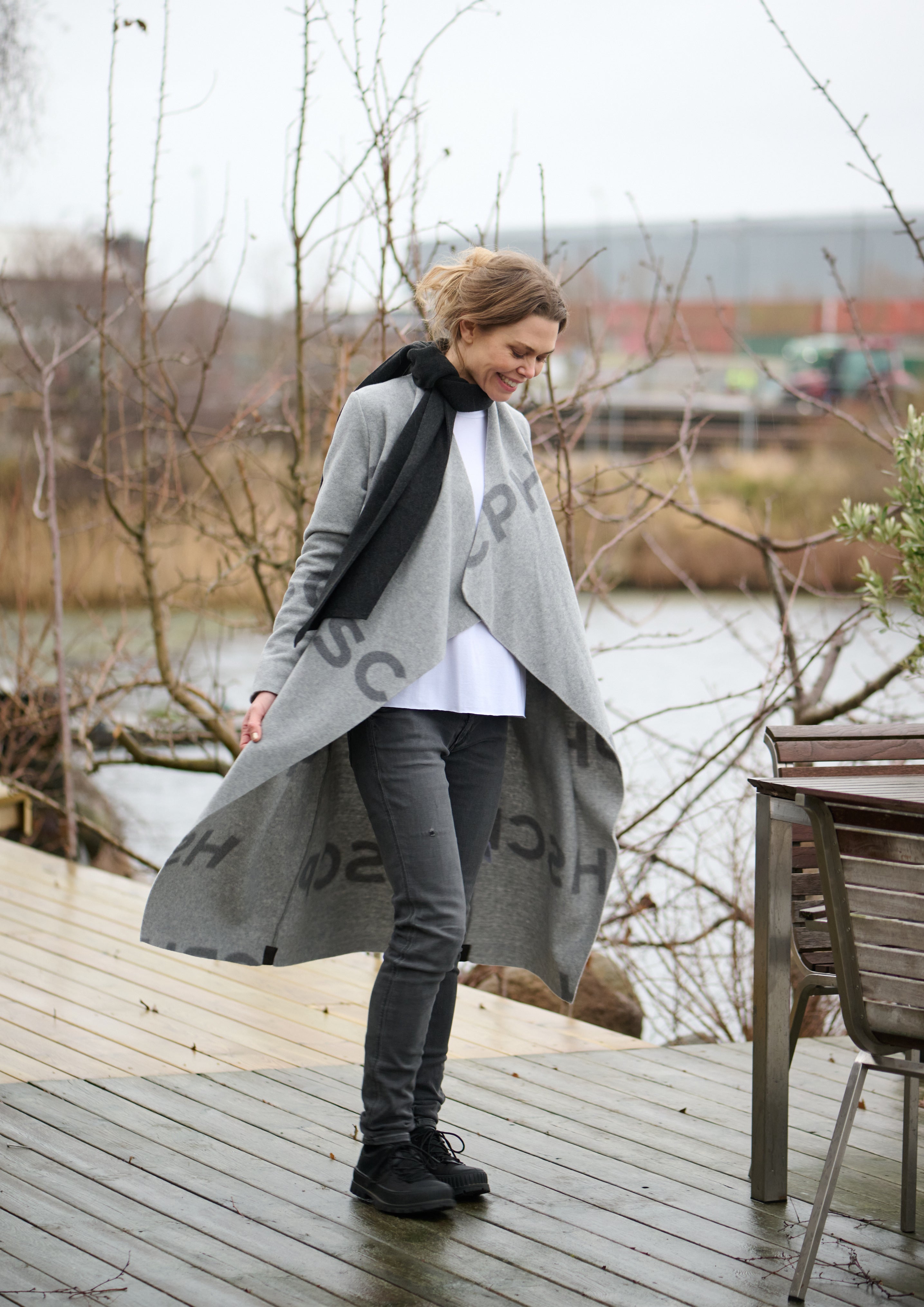HENRIETTE STEFFENSEN COPENHAGEN LANG CARDIGAN M / "VANDFALD" - 7131P CARDIGANS HSCPH PRINT 793
