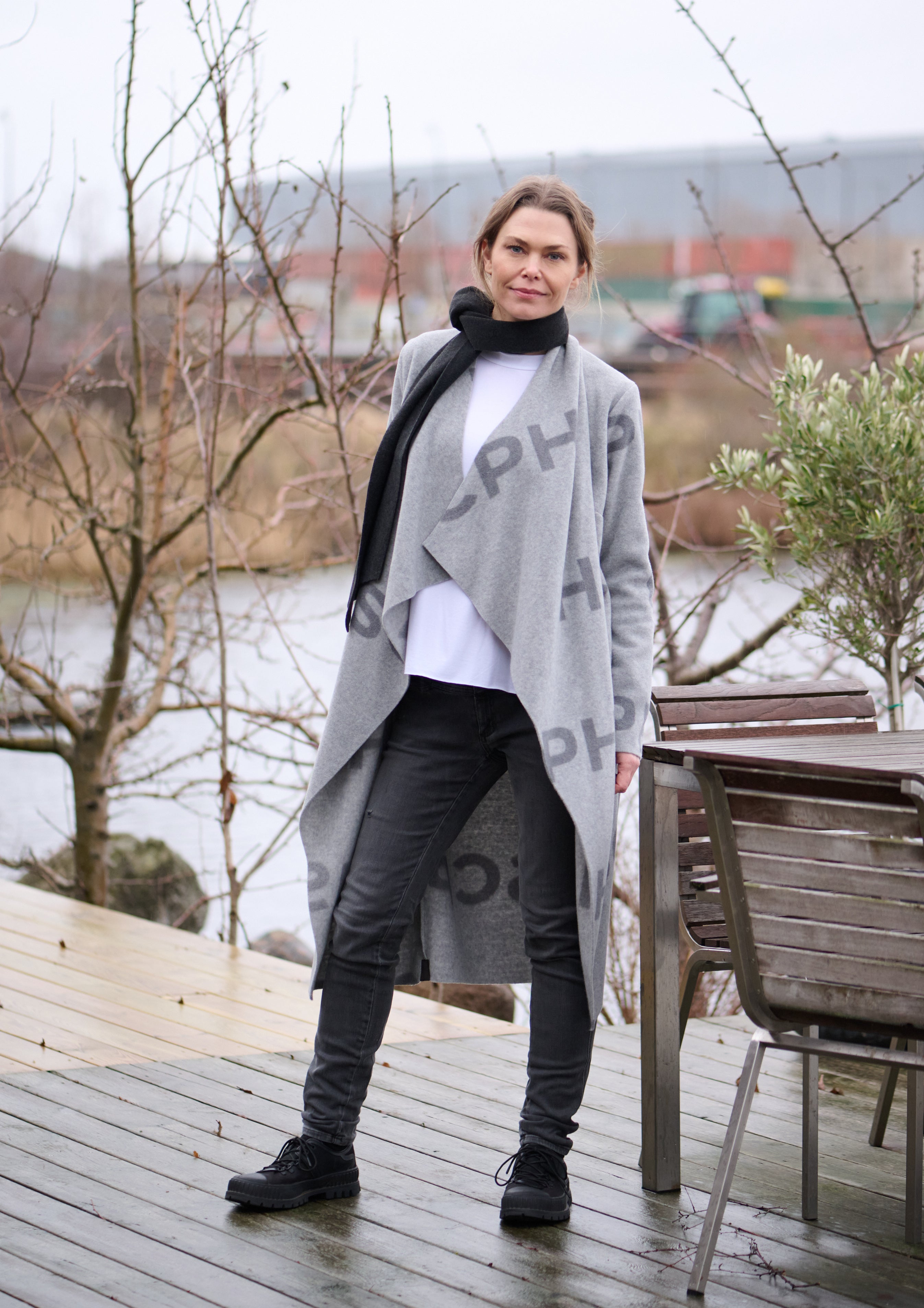 HENRIETTE STEFFENSEN COPENHAGEN LANG CARDIGAN M / "VANDFALD" - 7131P CARDIGANS HSCPH PRINT 793