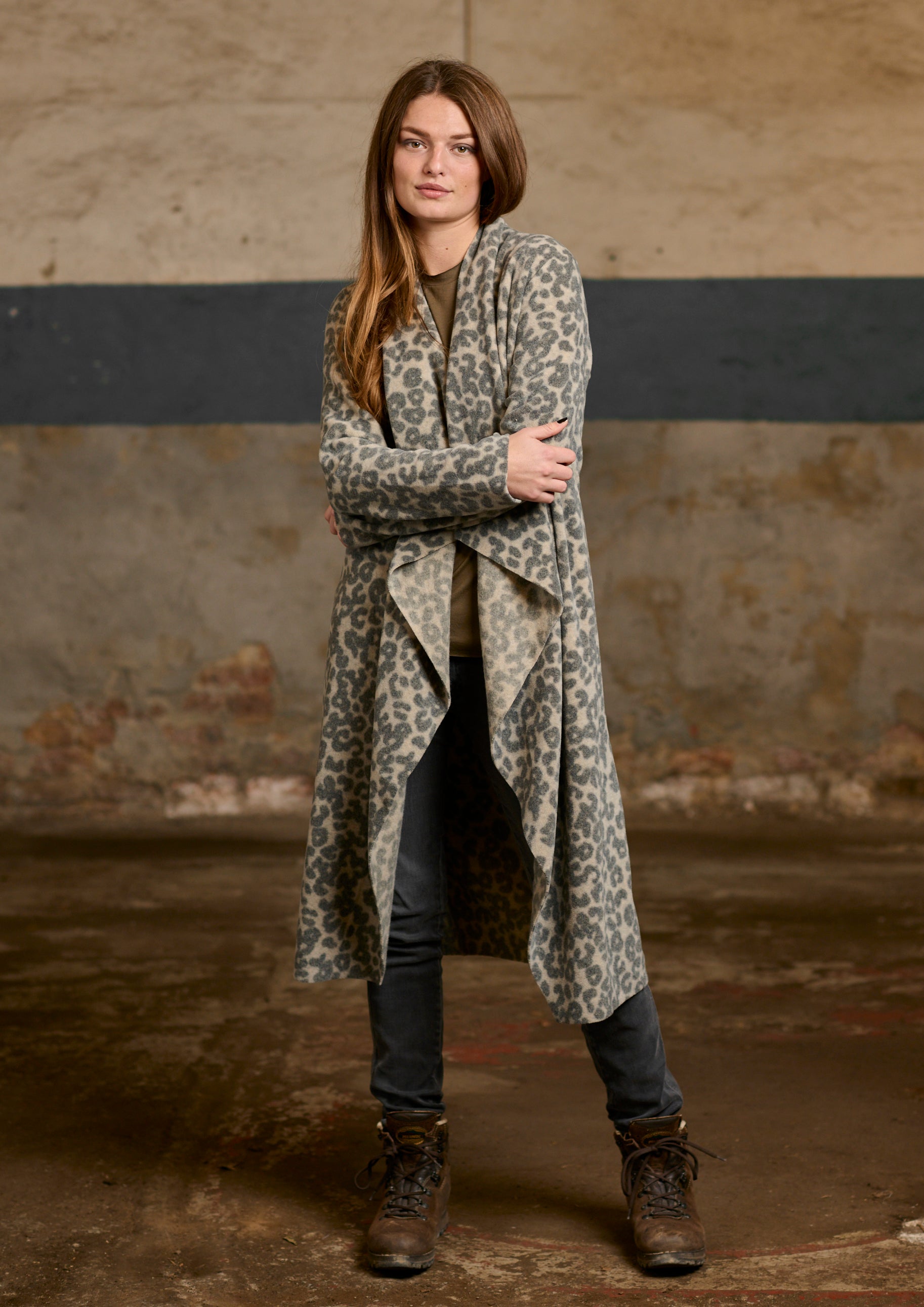 HENRIETTE STEFFENSEN COPENHAGEN LANG CARDIGAN M / "VANDFALD" - 7131P CARDIGANS LEOPARD grey 105