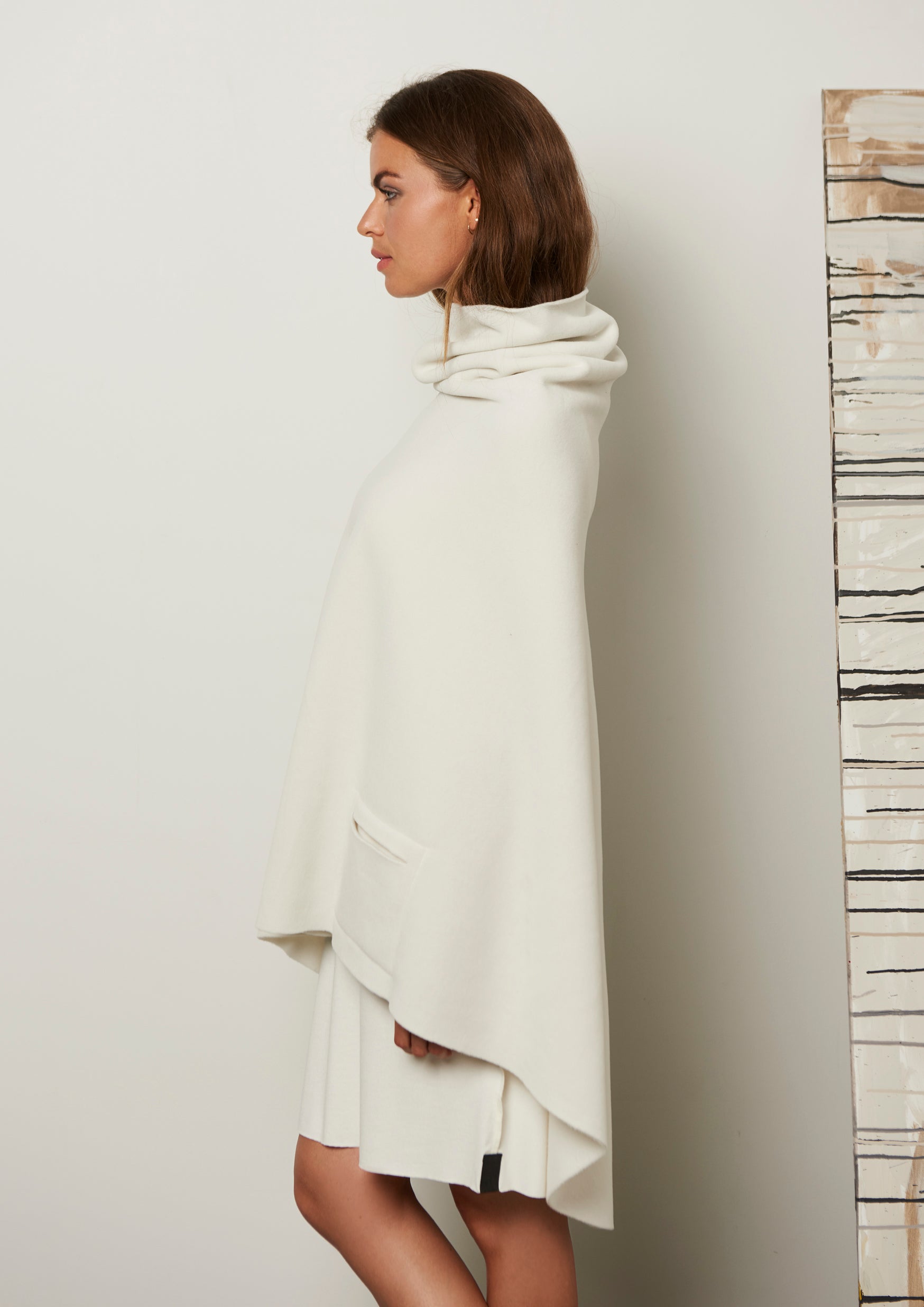 HENRIETTE STEFFENSEN COPENHAGEN LANG PONCHO MED HØJ HALS - 4061 PONCHOS OFF WHITE 802