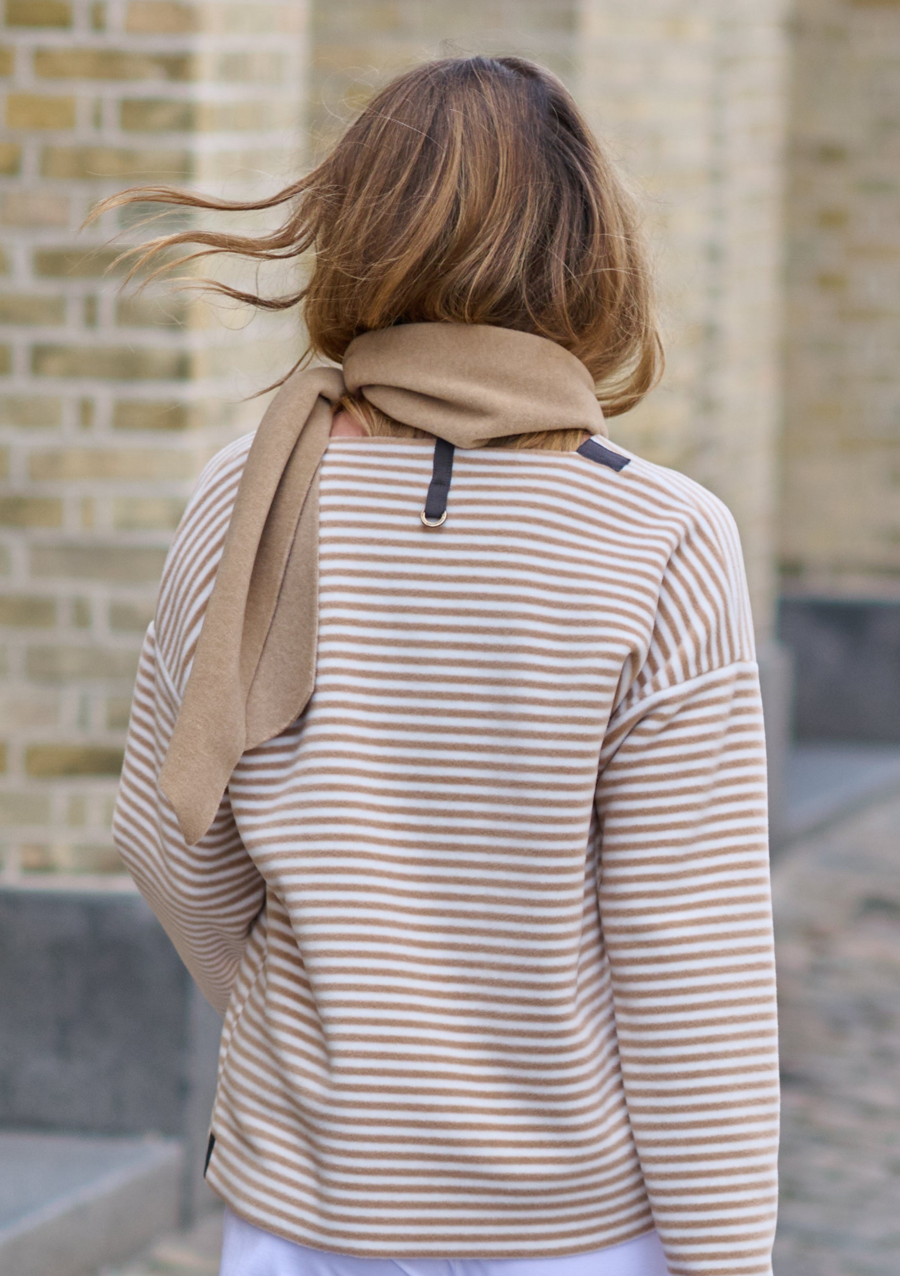 HENRIETTE STEFFENSEN COPENHAGEN MINI TØRKLÆDE - 5001 SCARFS CAMEL 815