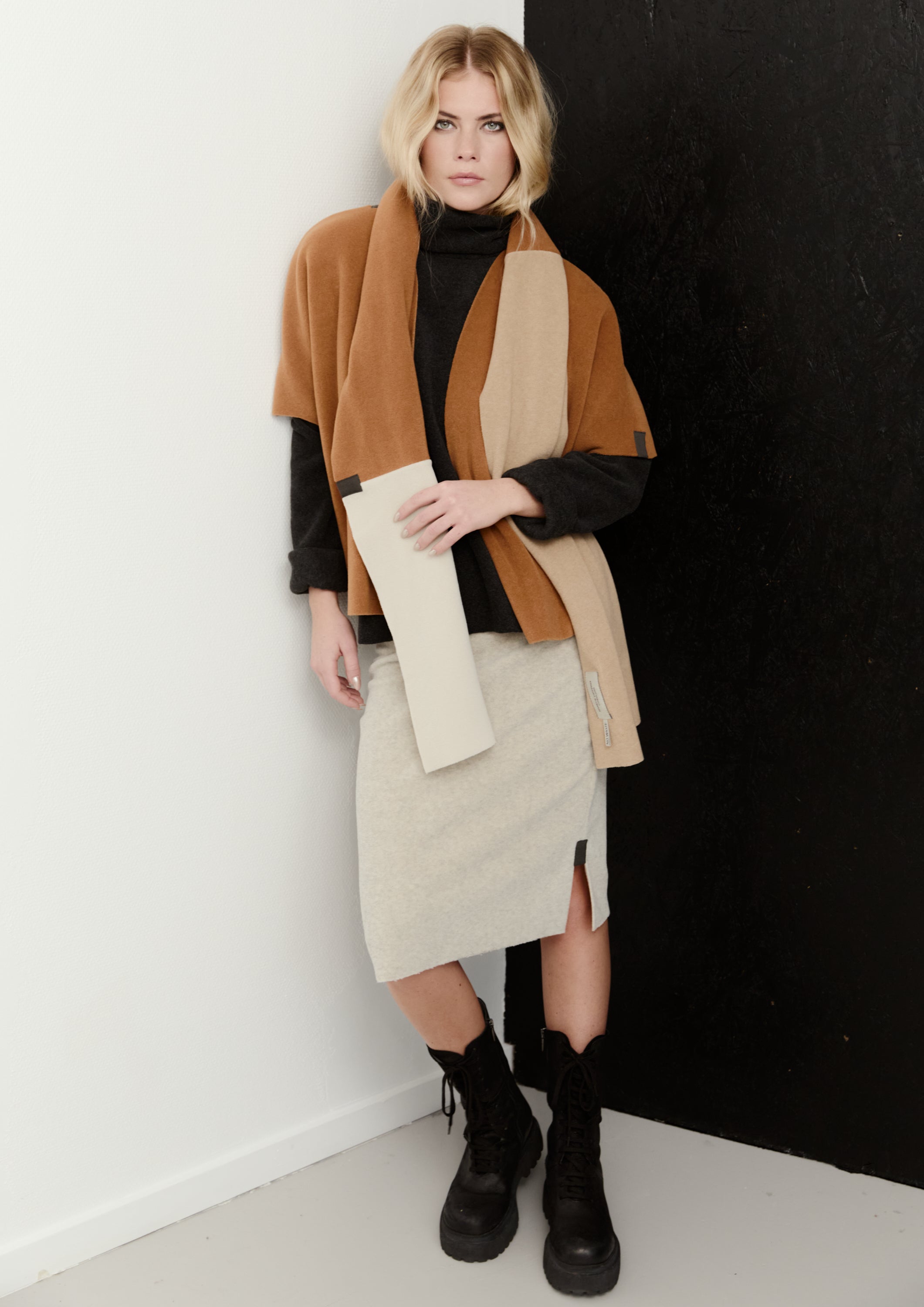 HENRIETTE STEFFENSEN COPENHAGEN NO WASTE TØRKLÆDE - 4063NW SCARFS CAMEL/KIT/RUST 442