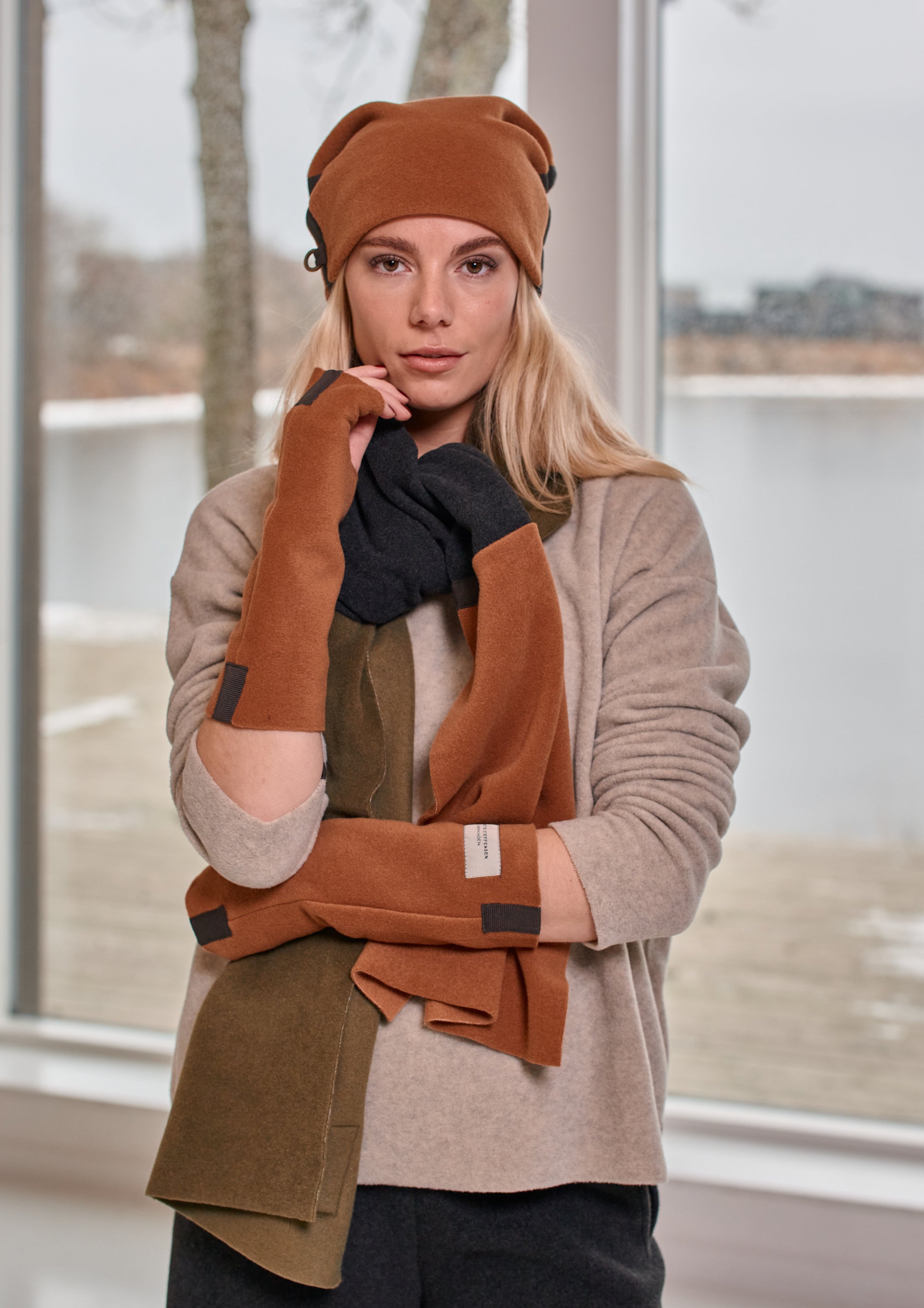 HENRIETTE STEFFENSEN COPENHAGEN NO WASTE TØRKLÆDE - 4063NW SCARFS RUST/SOFT BLACK/MOSS 689