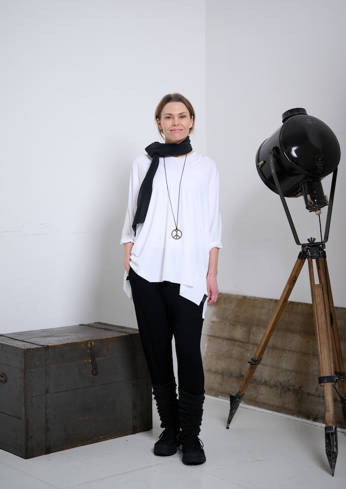 HENRIETTE STEFFENSEN COPENHAGEN OVERSIZED BLUSE V-HALS - 96078 BLUSER WHITE 816