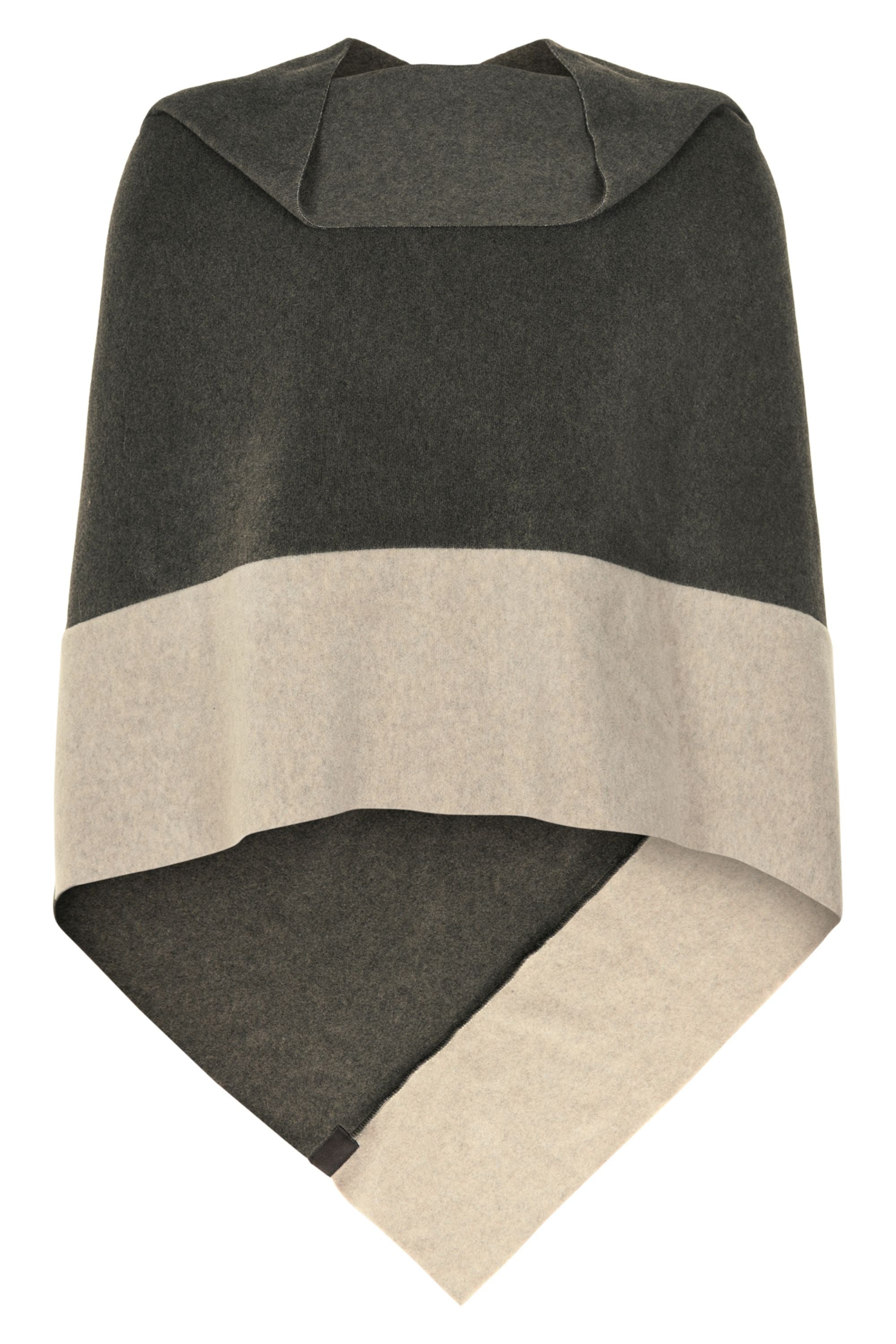 HENRIETTE STEFFENSEN COPENHAGEN PONCHO 2 FARVET - 4068 PONCHOS FORREST/SAND 607