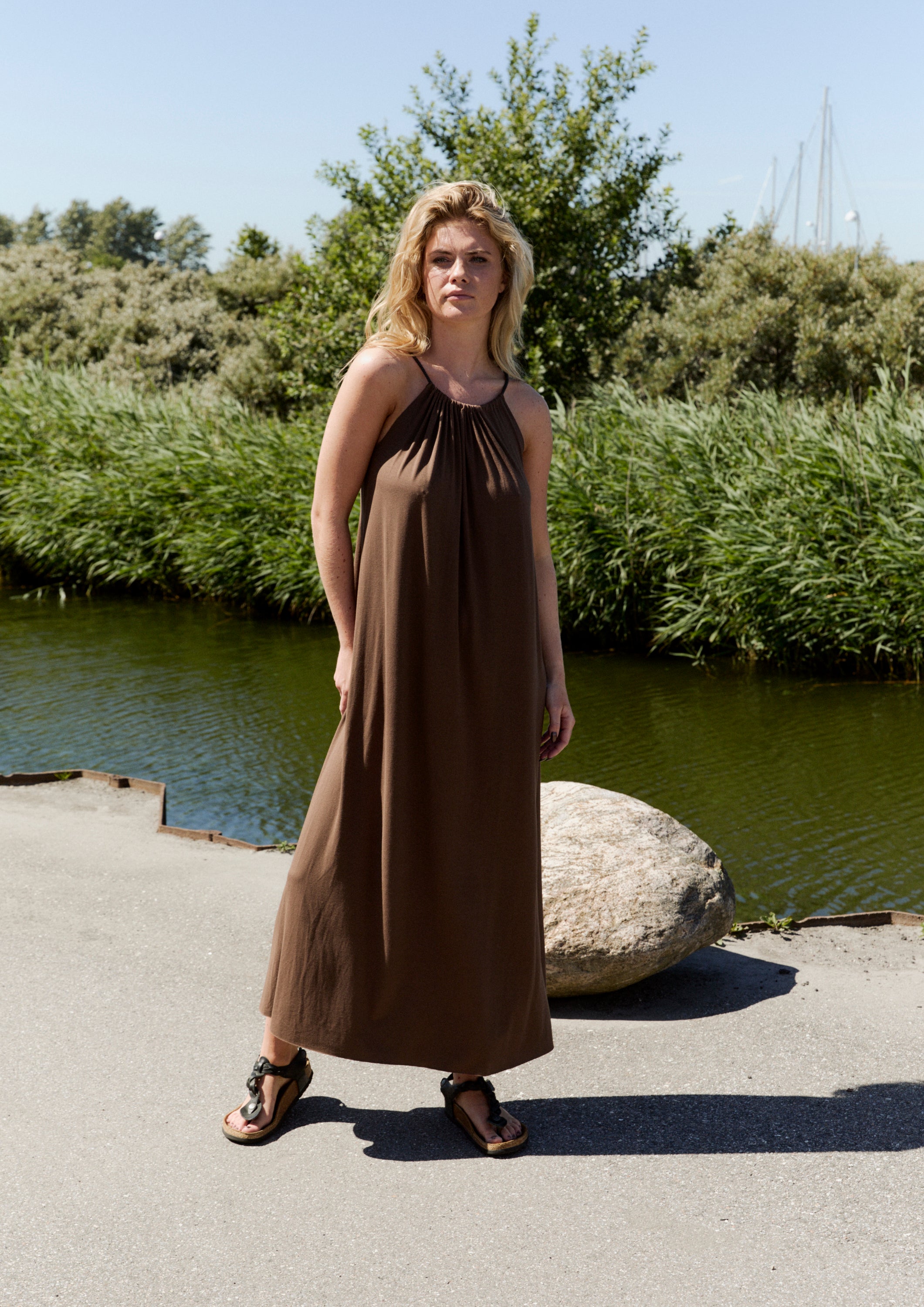 HENRIETTE STEFFENSEN COPENHAGEN STROP KJOLE - 98069 KJOLER CHOCOLATE 844