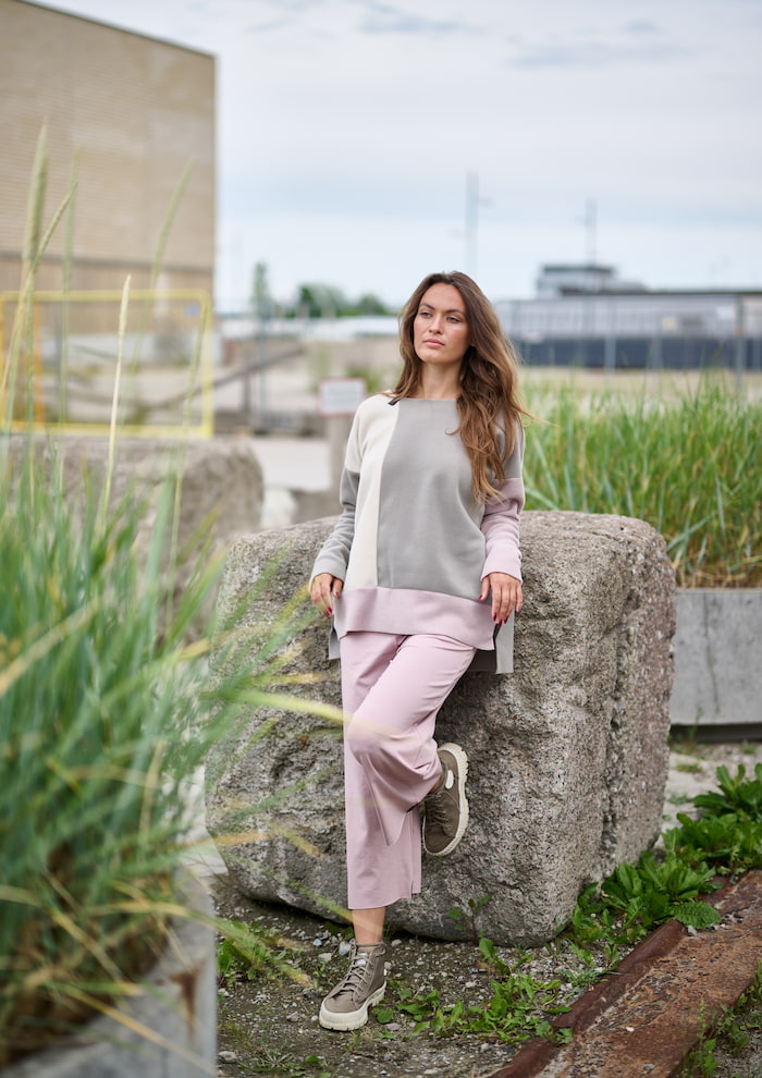 HENRIETTE STEFFENSEN COPENHAGEN SWEATER PATCH - 1369 SWEATERS fleece ELEPHANT/KIT/NUDE 461