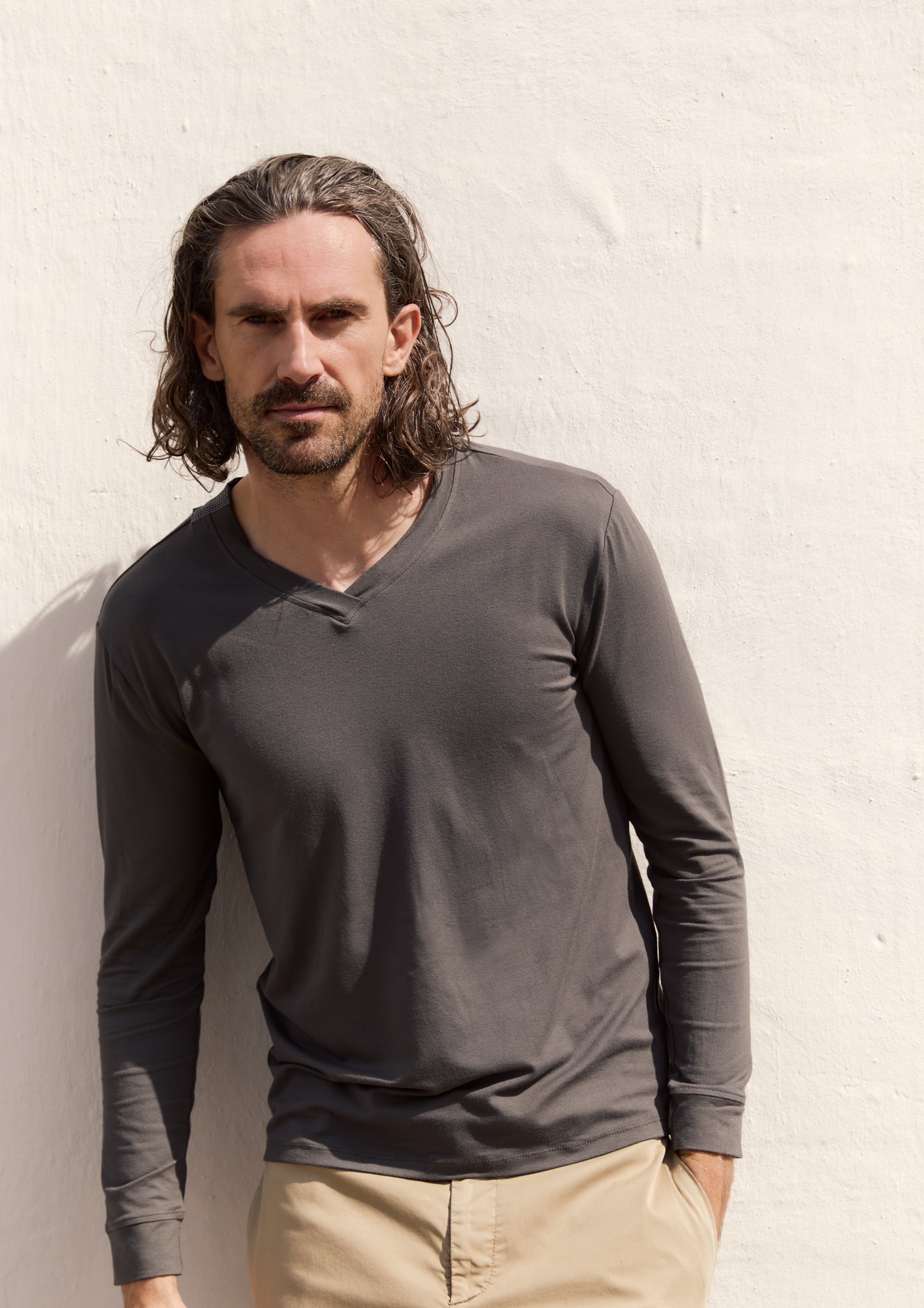 CARL BY STEFFENSEN COPENHAGEN T-SHIRT MED V-HALS LANGÆRMET - 1021C T-SHIRTS GREY 905